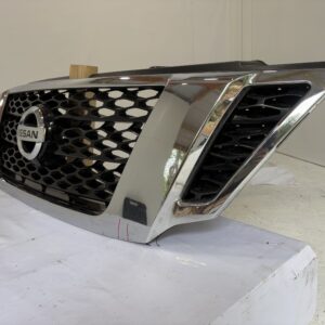 2017-2020 Nissan Armada Grille w/ Camera - Image 4