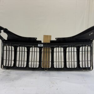 2008-2010 Jeep Grand Cherokee Grille - Image 5