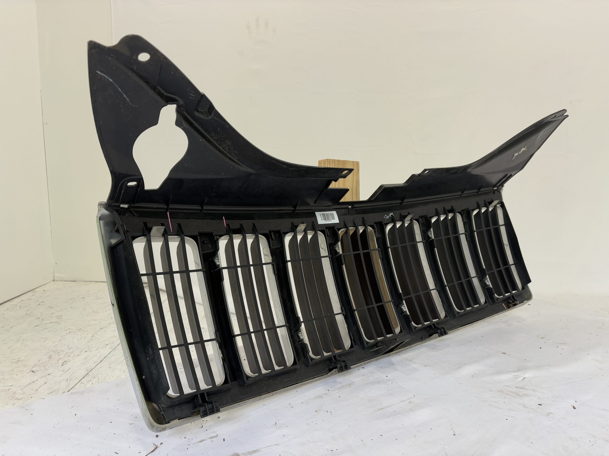 2008-2010 Jeep Grand Cherokee Grille