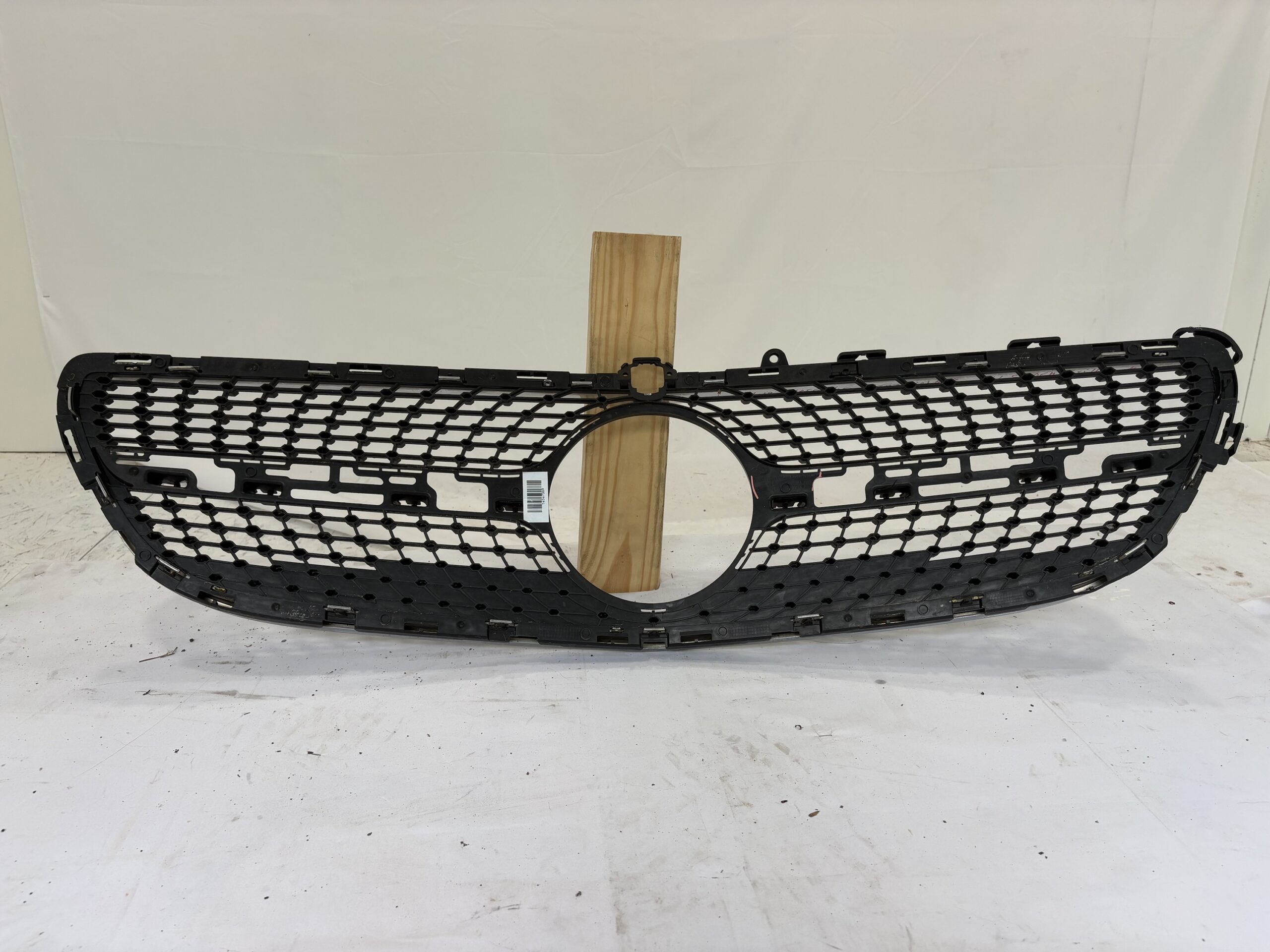 2014-2018 Mercedes Benz CLS W218 Grille
