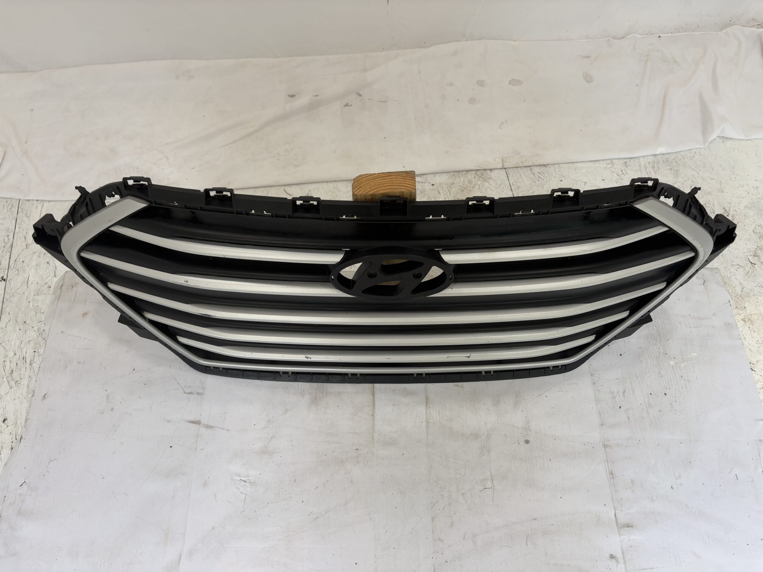 2016-2018 Hyundai Elantra Grille