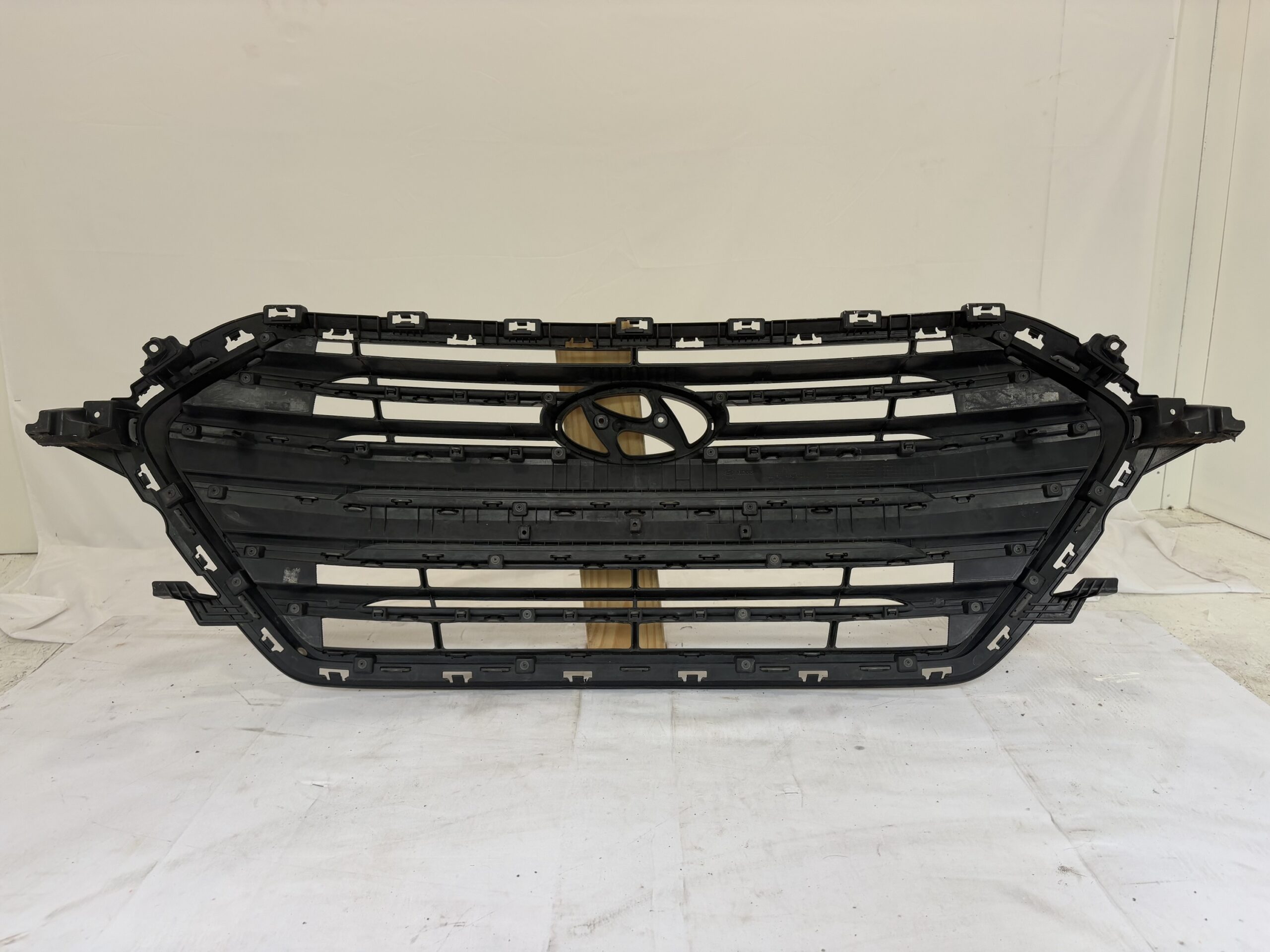 2016-2018 Hyundai Elantra Grille