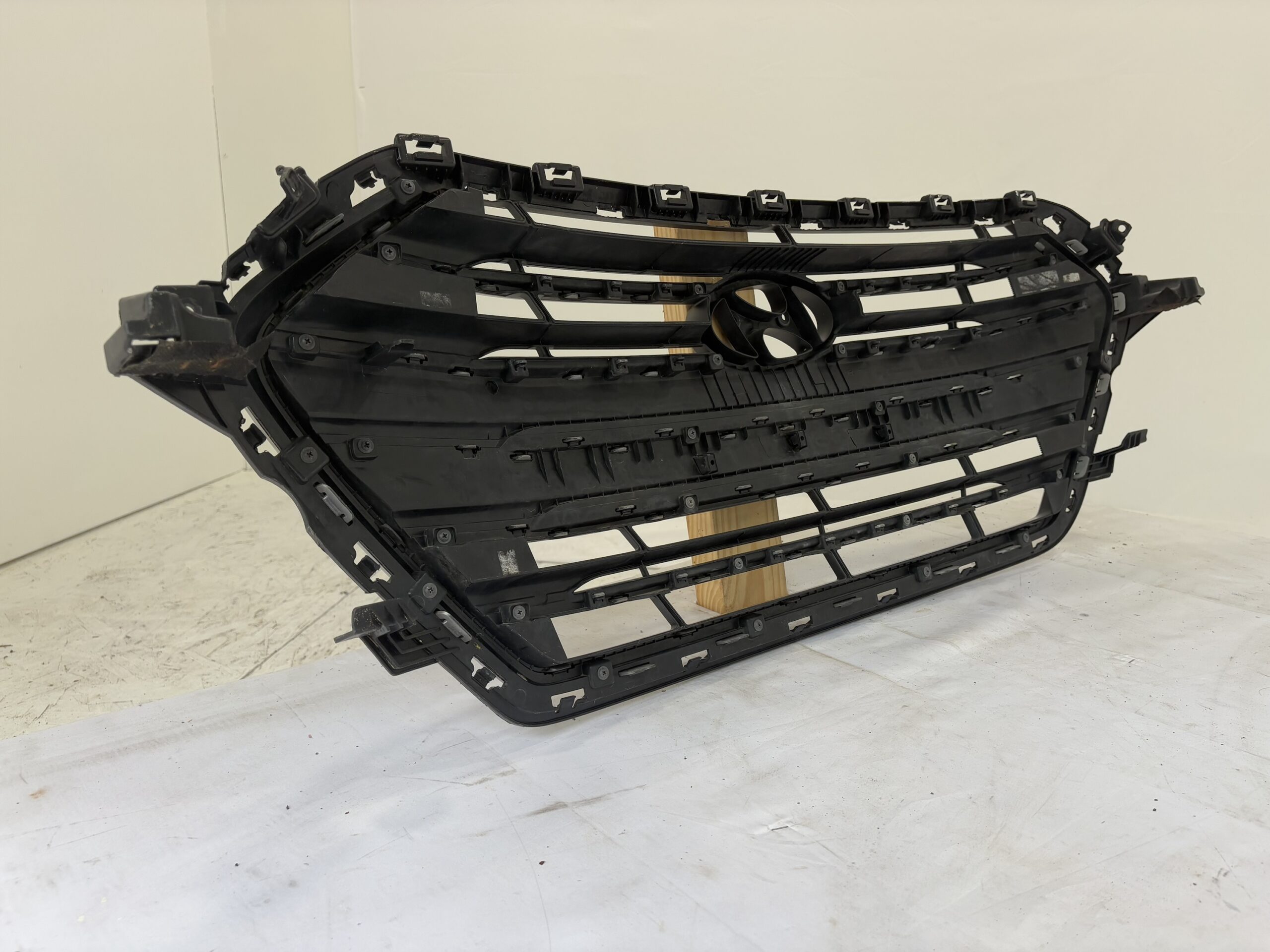 2016-2018 Hyundai Elantra Grille