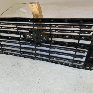 2015-2020 Chevrolet Tahoe and Suburban Grille - Image 6