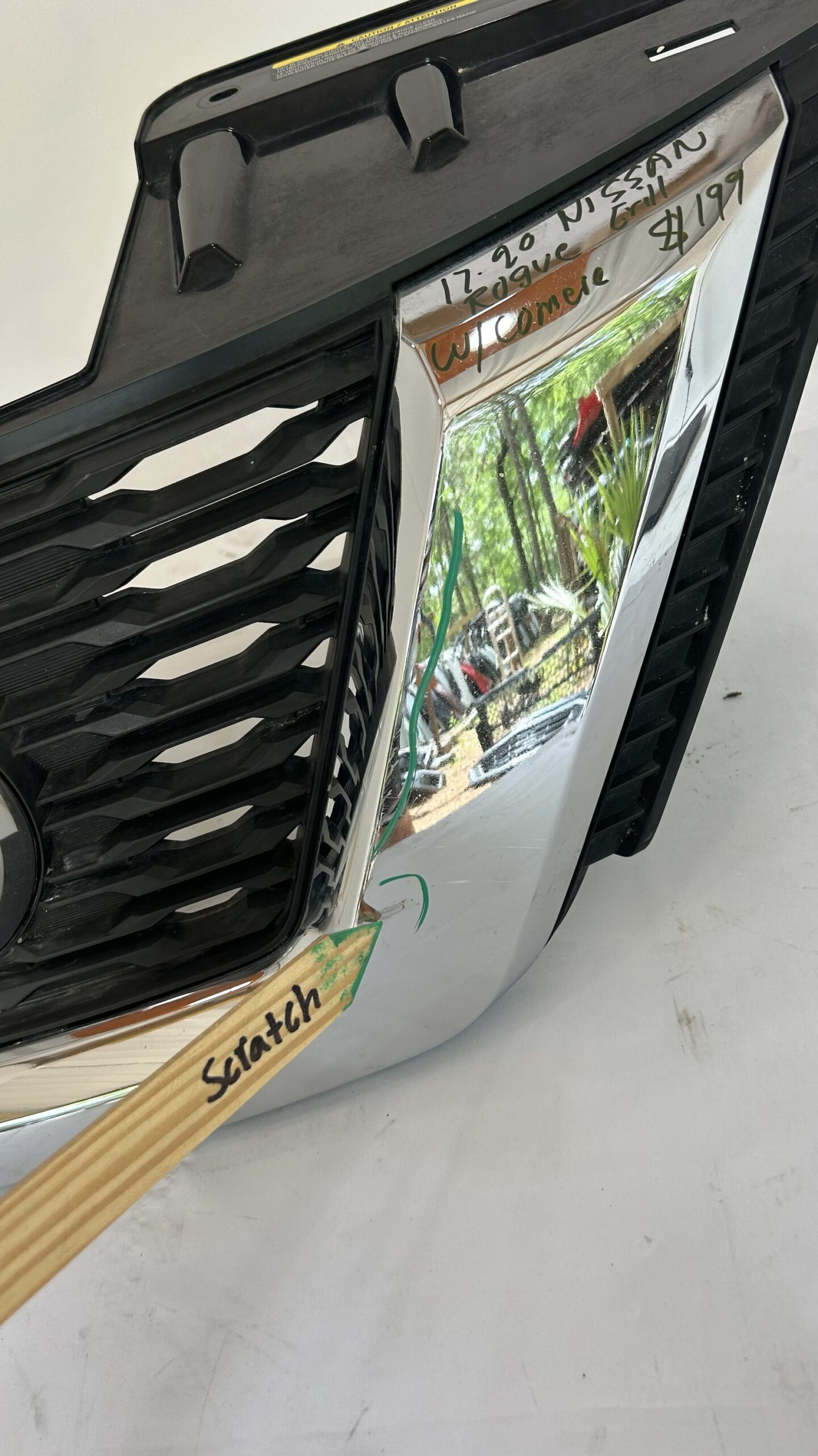 2017-2020 Nissan Rogue Grille