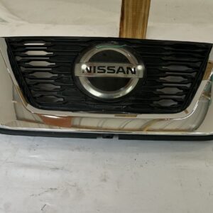 2017-2020 Nissan Rogue Grille - Image 2