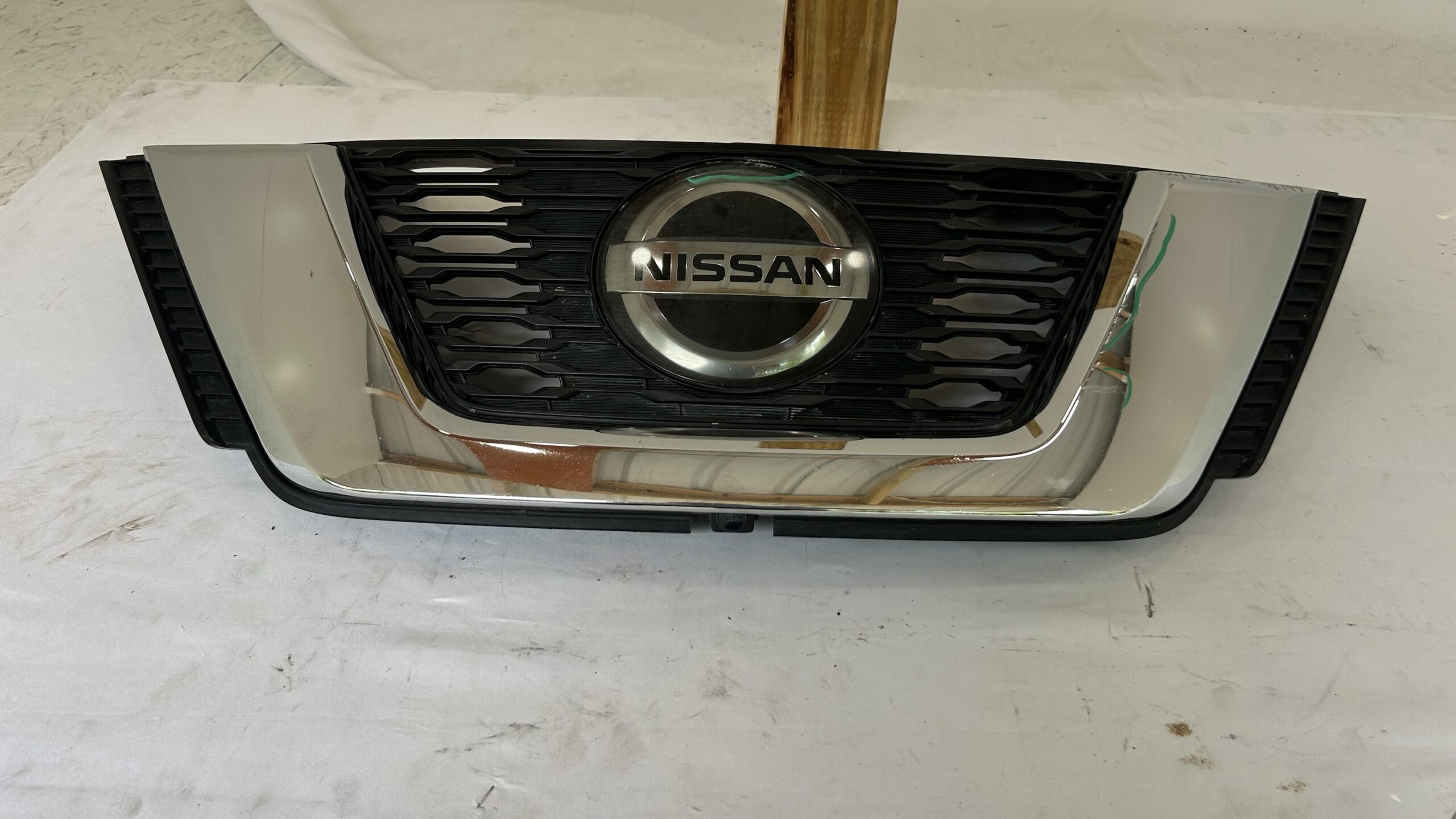 2017-2020 Nissan Rogue Grille