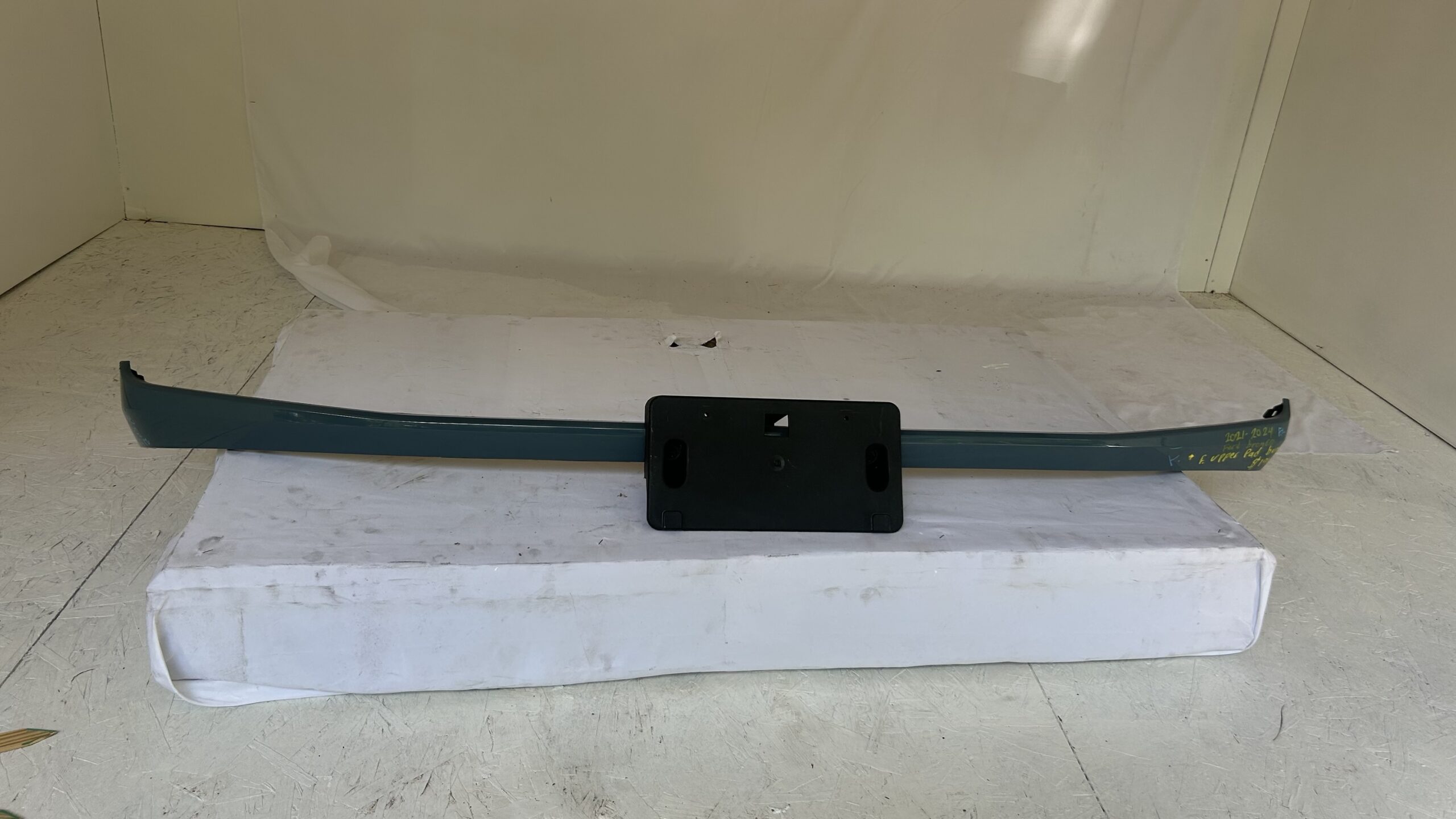 2021-2024 Ford Bronco Front Bumper upper Pad