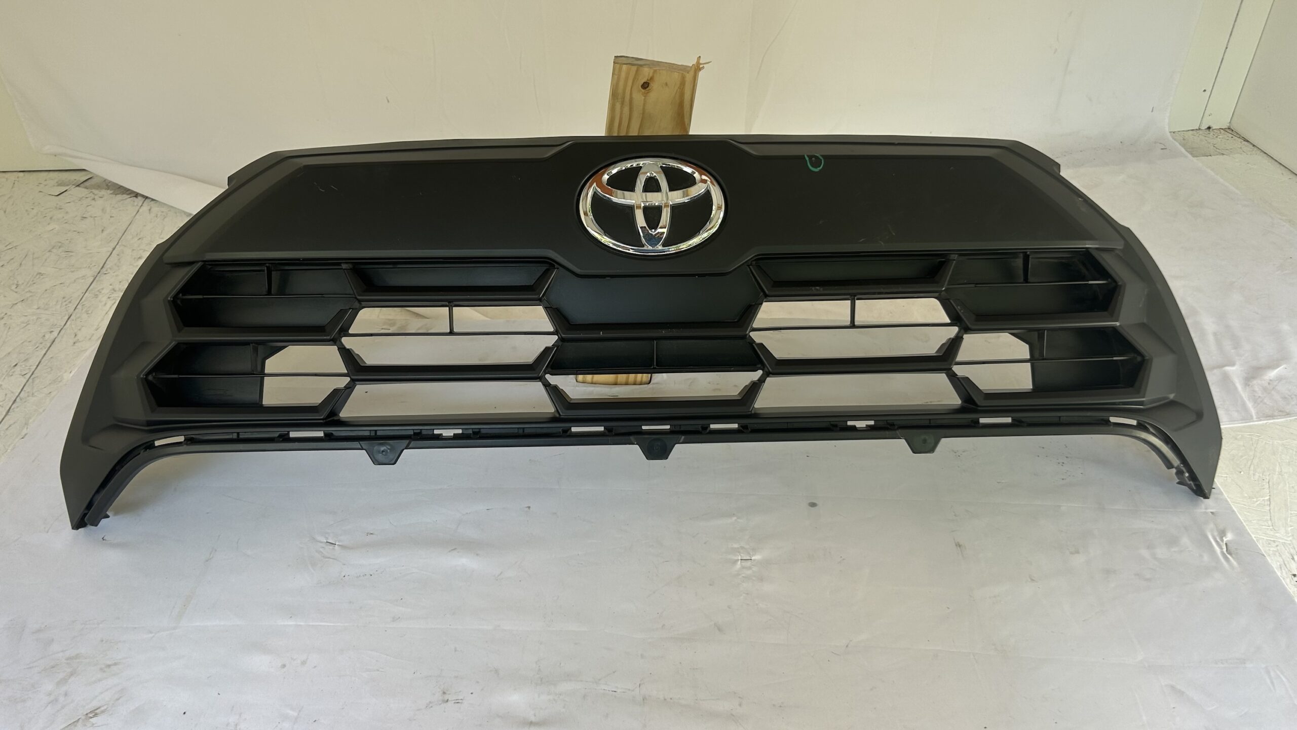 2022-2025 Toyota Corolla Cross Hybrid