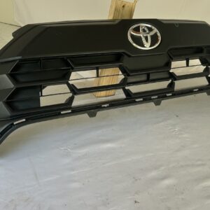2022-2025 Toyota Corolla Cross Hybrid - Image 9