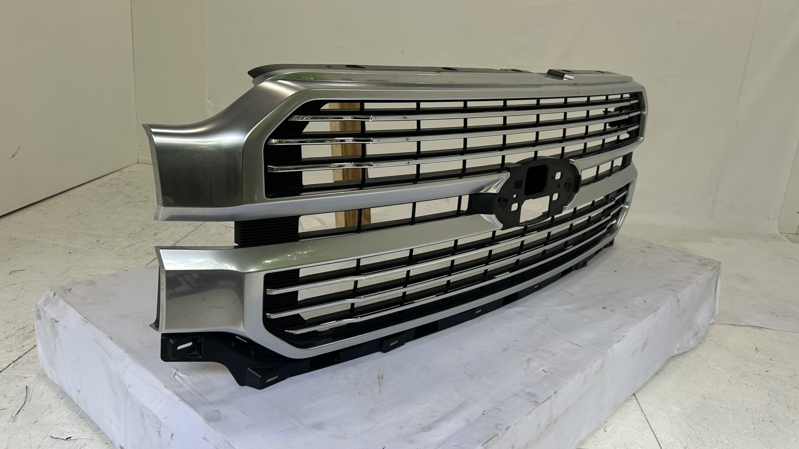 2024-2026 Ford F-150 Grille
