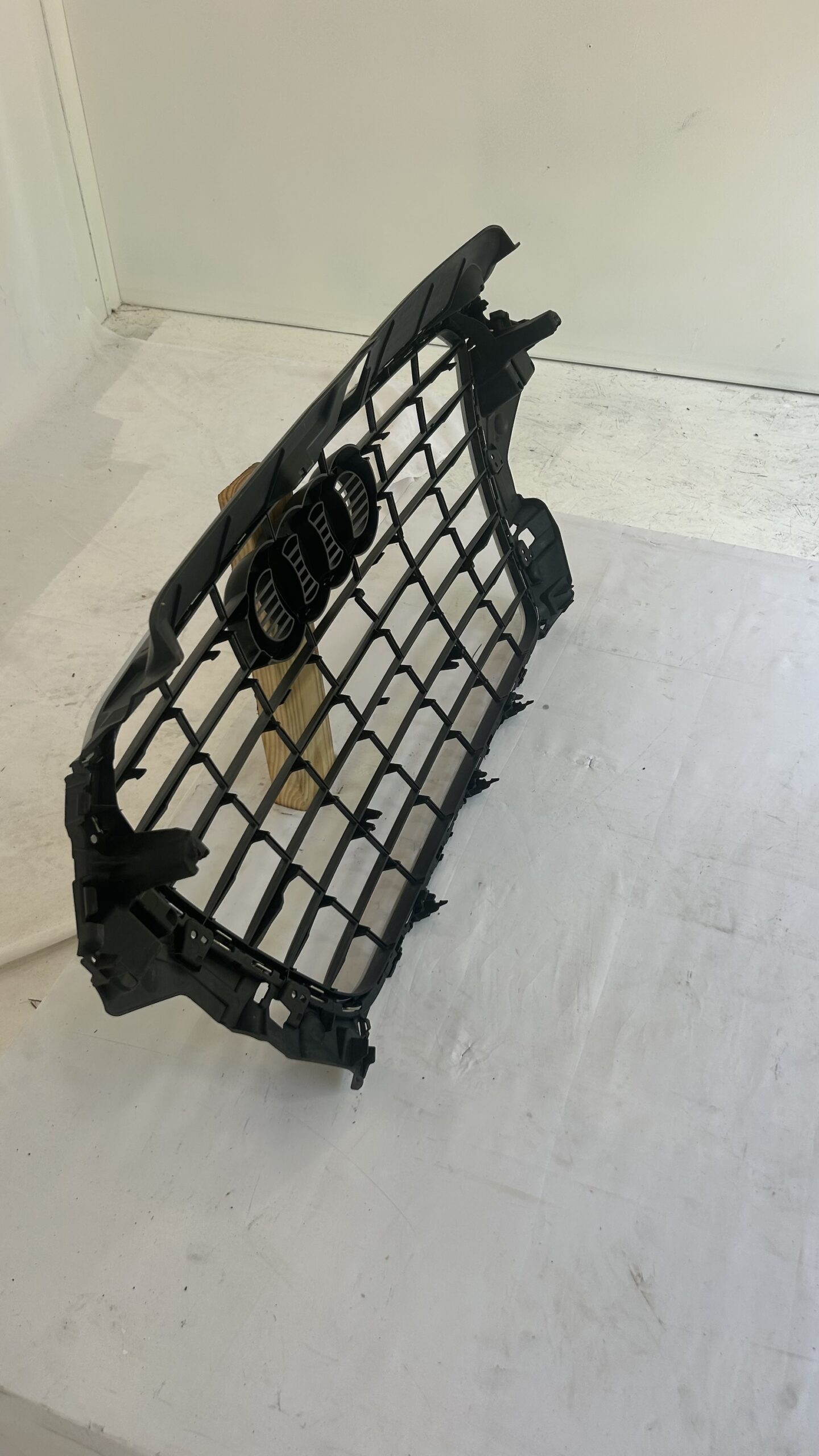 2017-2020 Audi A3 8V Grille
