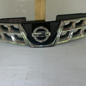 2011-2015 Nissan Rogue Grille w/ camera - Image 11