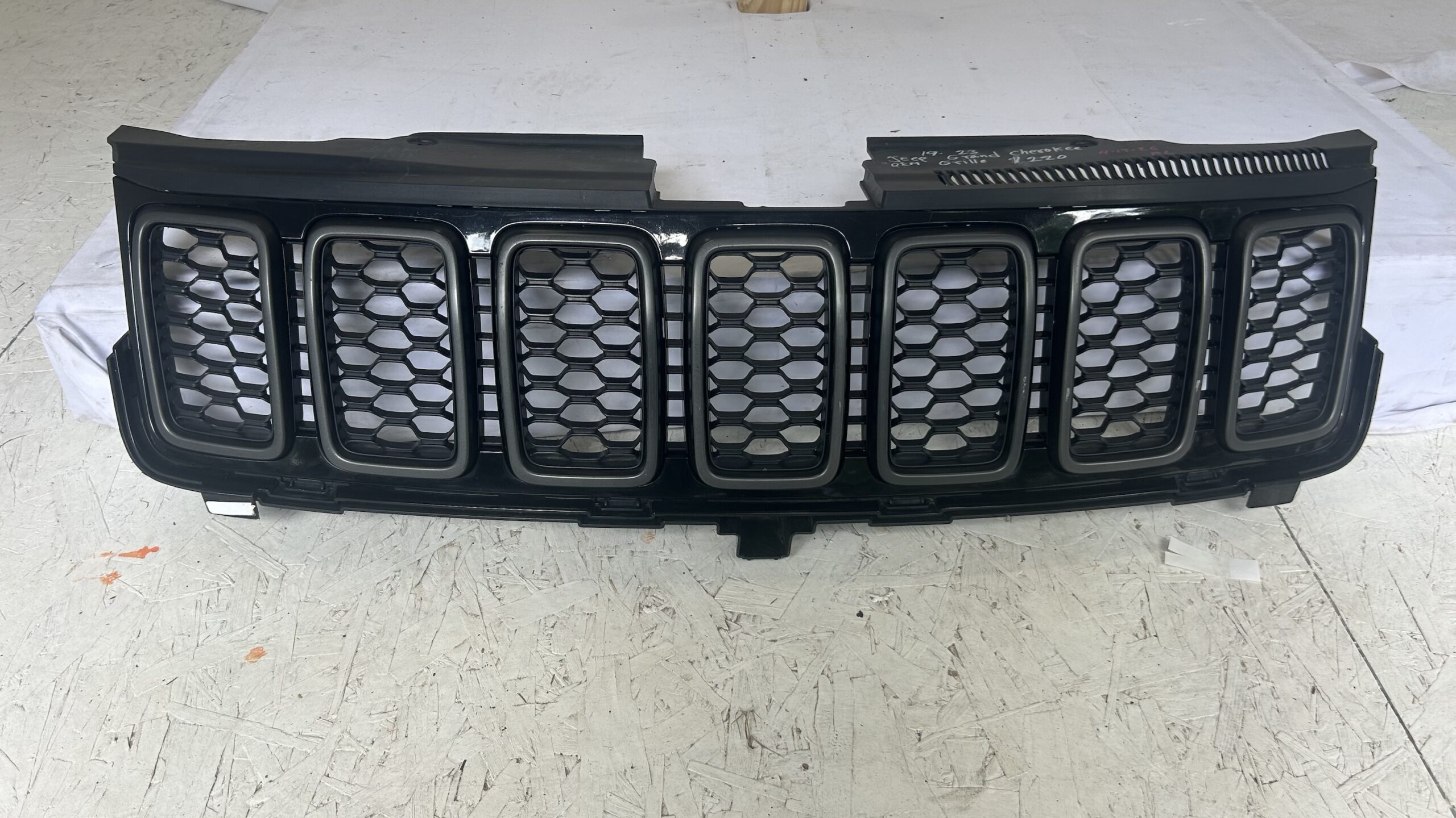 2019-2023 Jeep Grand Cherokee