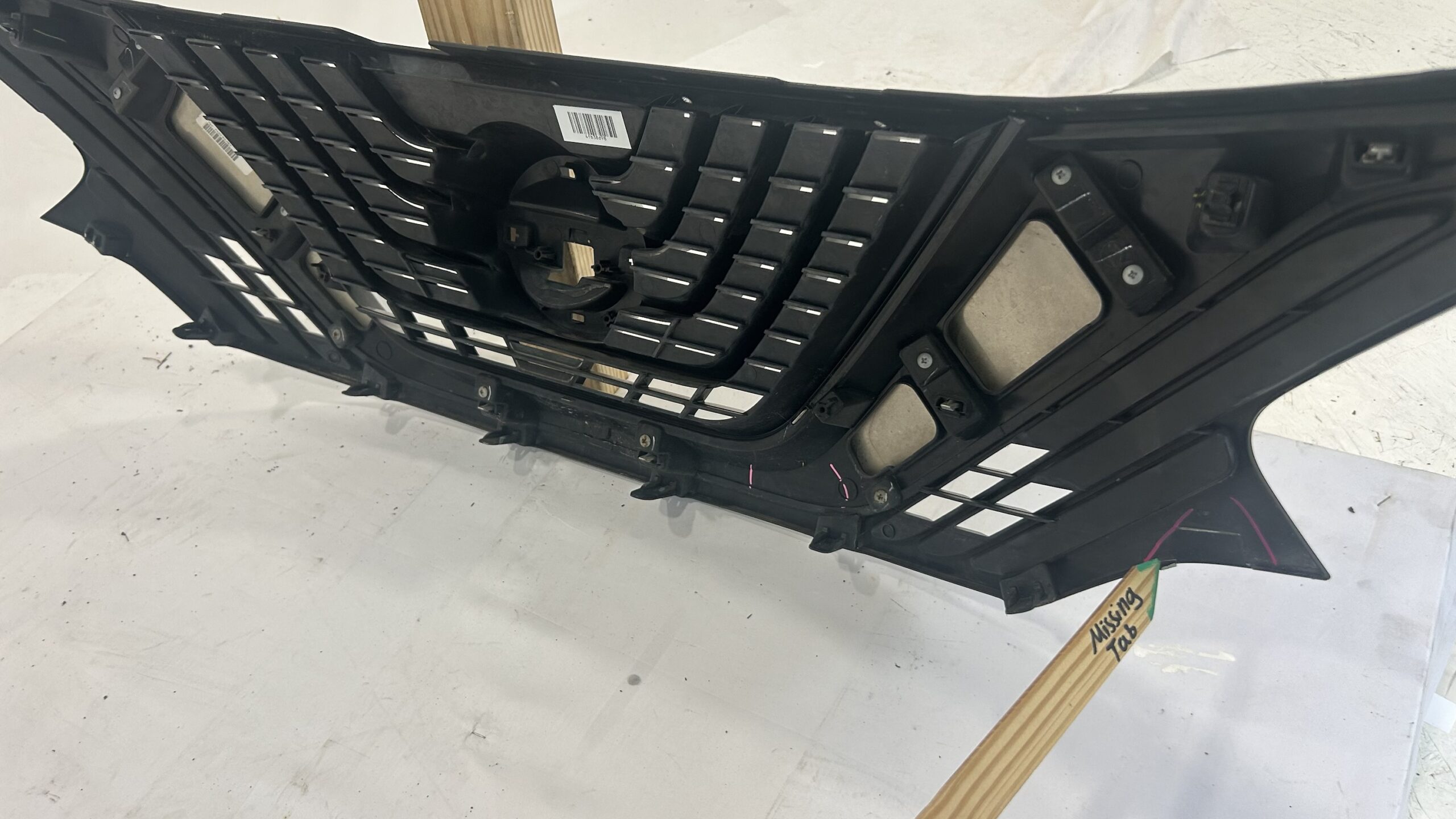 2015-2018 Nissan Murano Grille