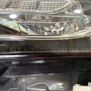 2016-2020 Infiniti QX60 HID Driver Headlight - Image 4