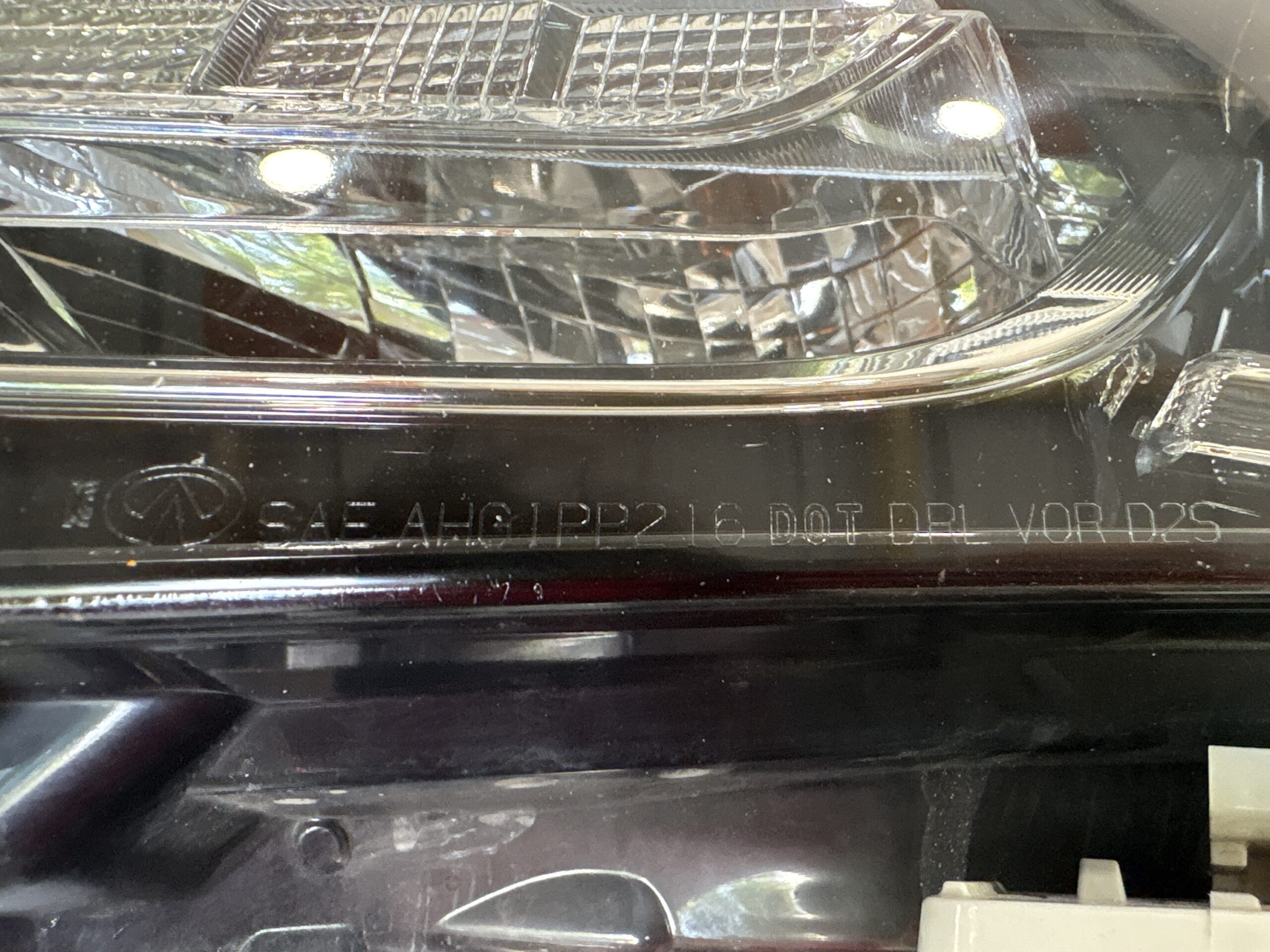 2016-2020 Infiniti QX60 HID Driver Headlight