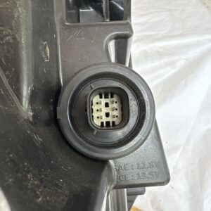 2018-2021 Chevrolet Traverse Passenger HID Headlight - Image 7