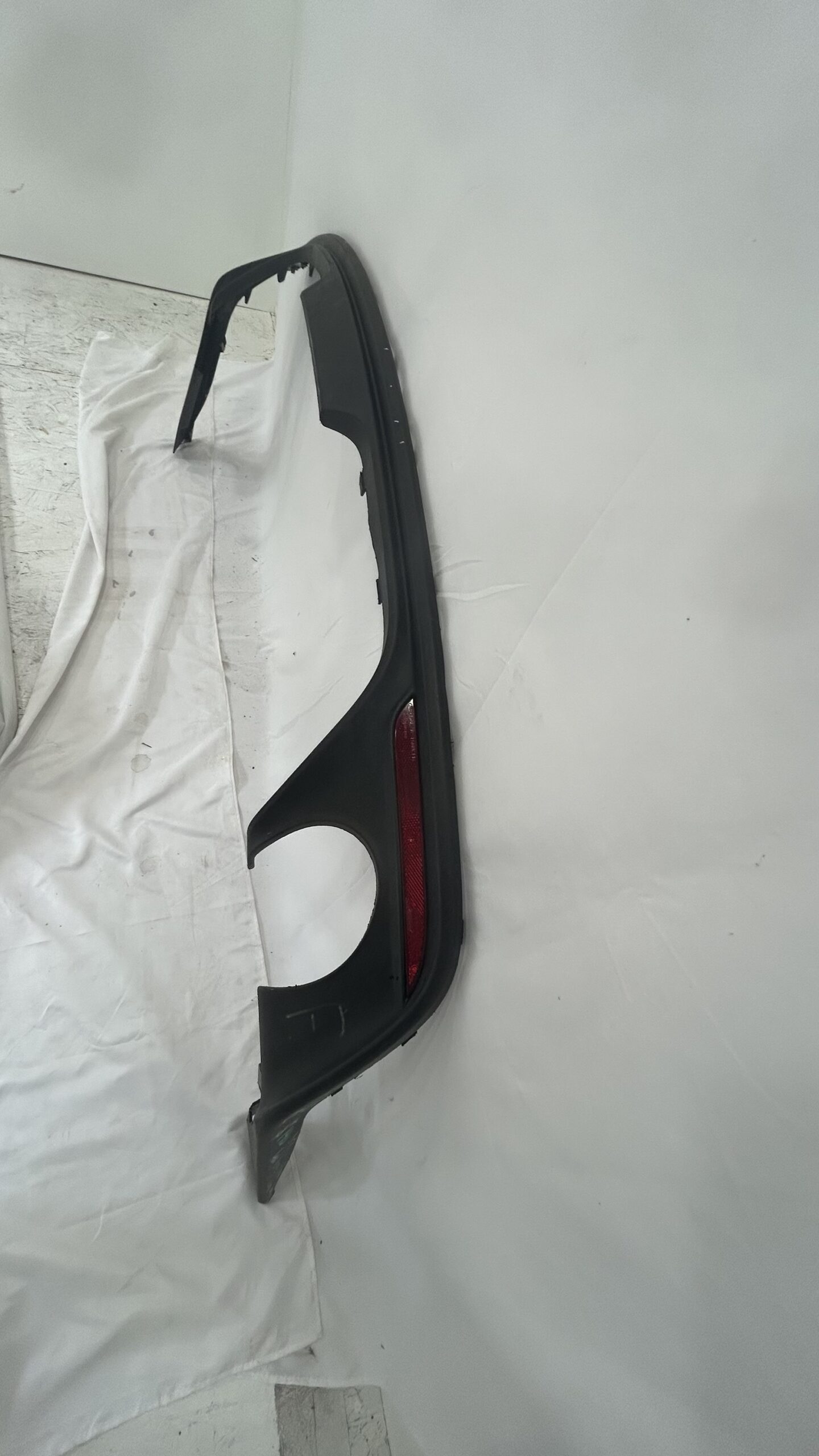 2015-2017 Ford Mustang GT rear bumper cover lower valance