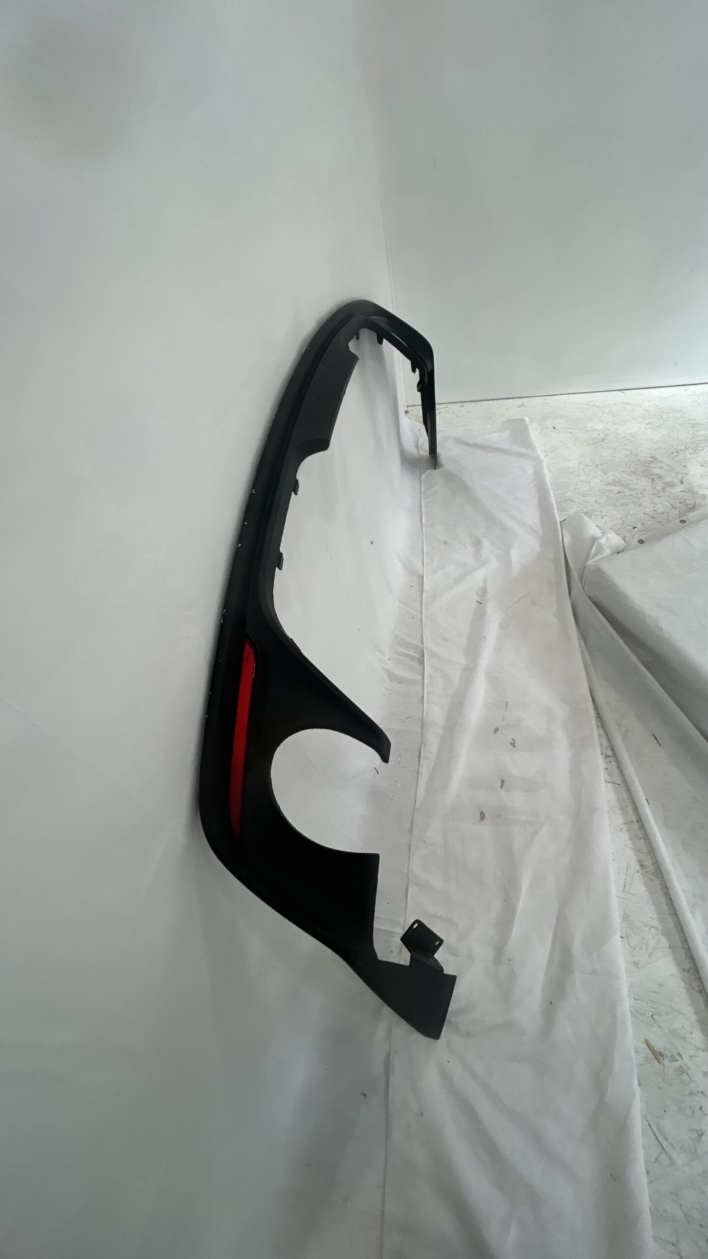 2015-2017 Ford Mustang GT rear bumper cover lower valance