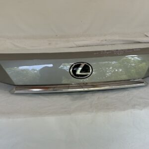 2016-2019 Lexus RX350  Liftgate cover Molding  w/ emblem - Image 11