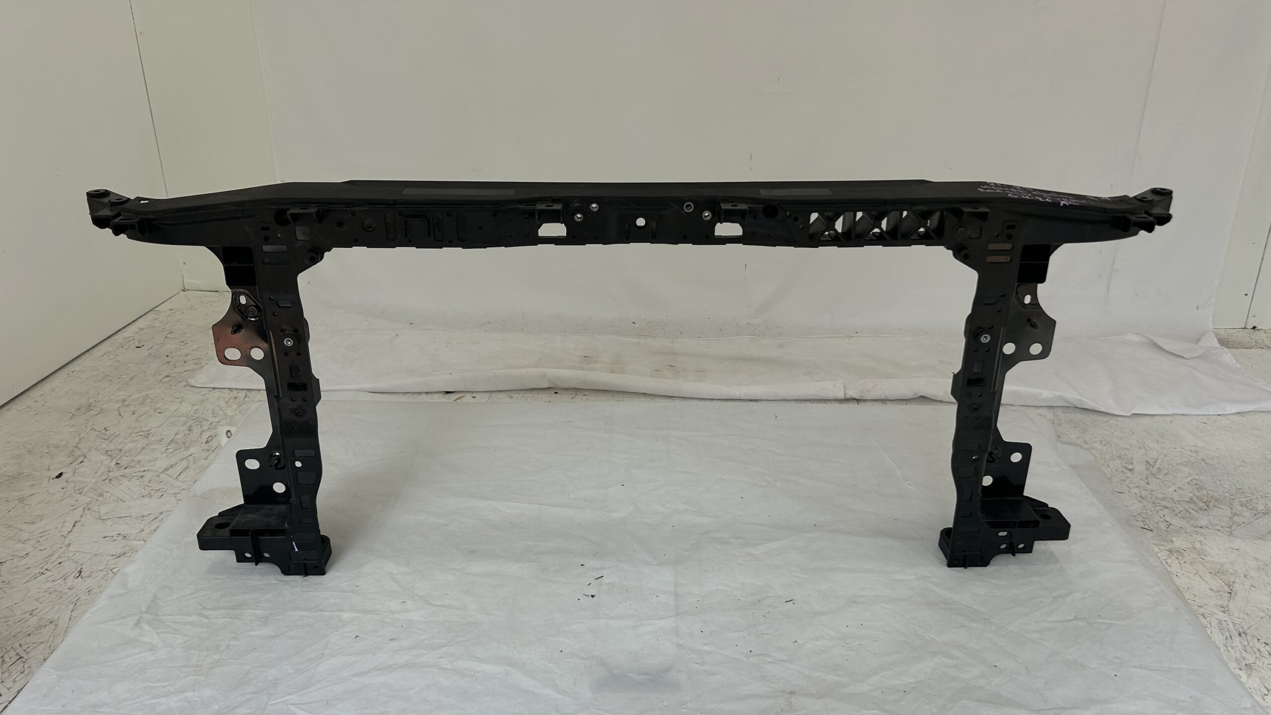 2021-2023 Hyundai Elentra Radiator Support