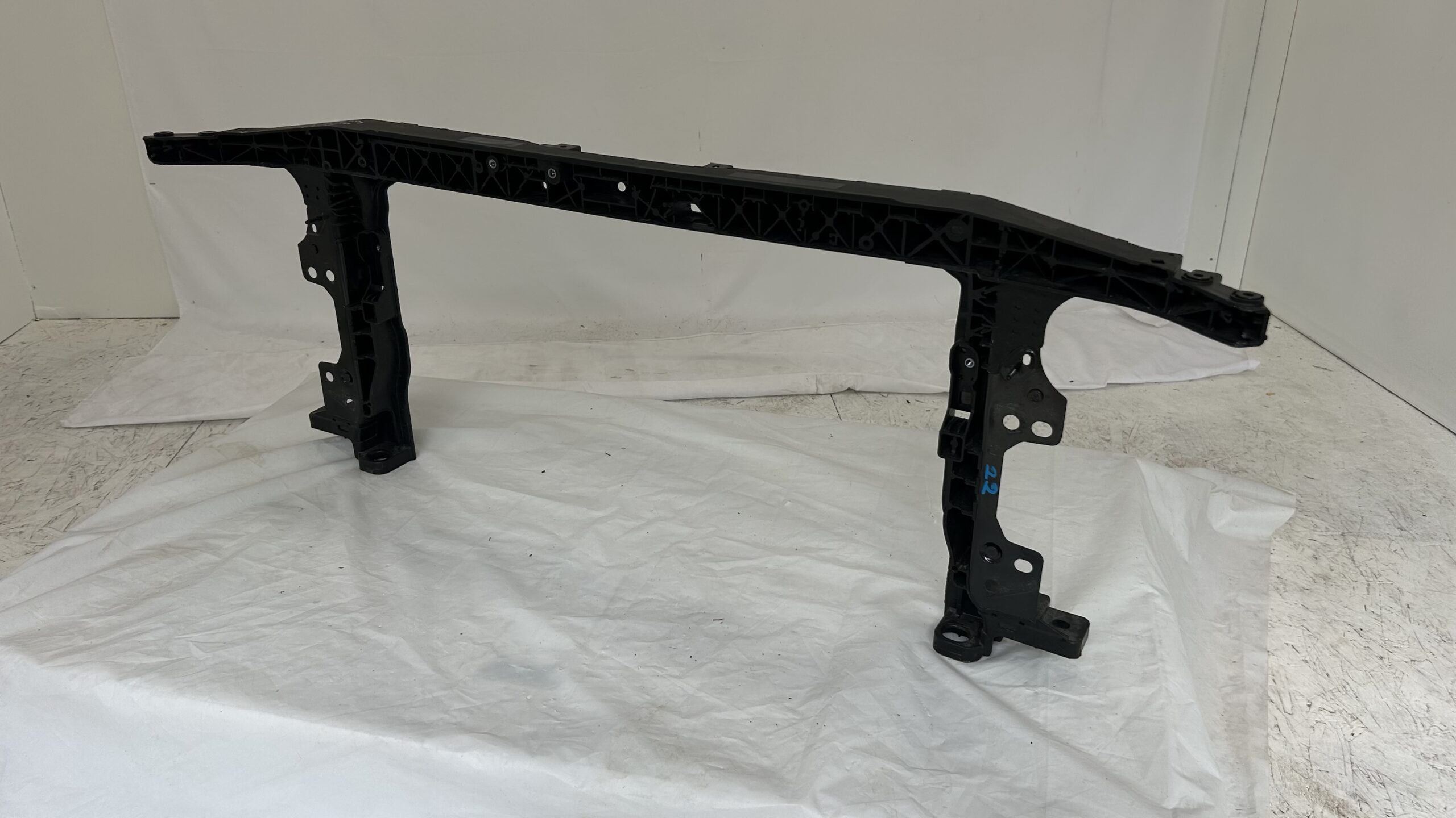 2021-2023 Hyundai Elentra Radiator Support