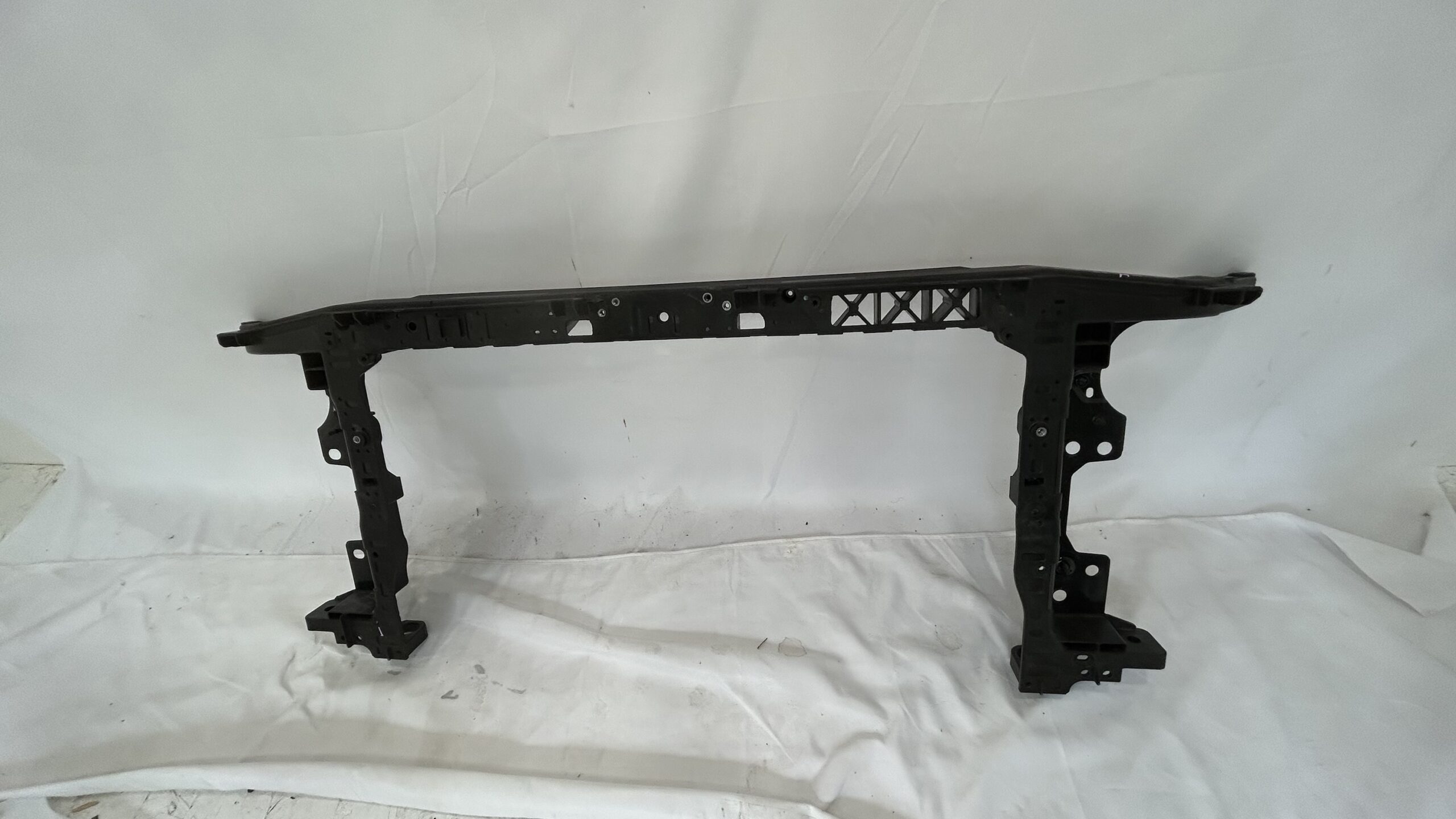 2021-2023 Hyundai Elentra Radiator Support