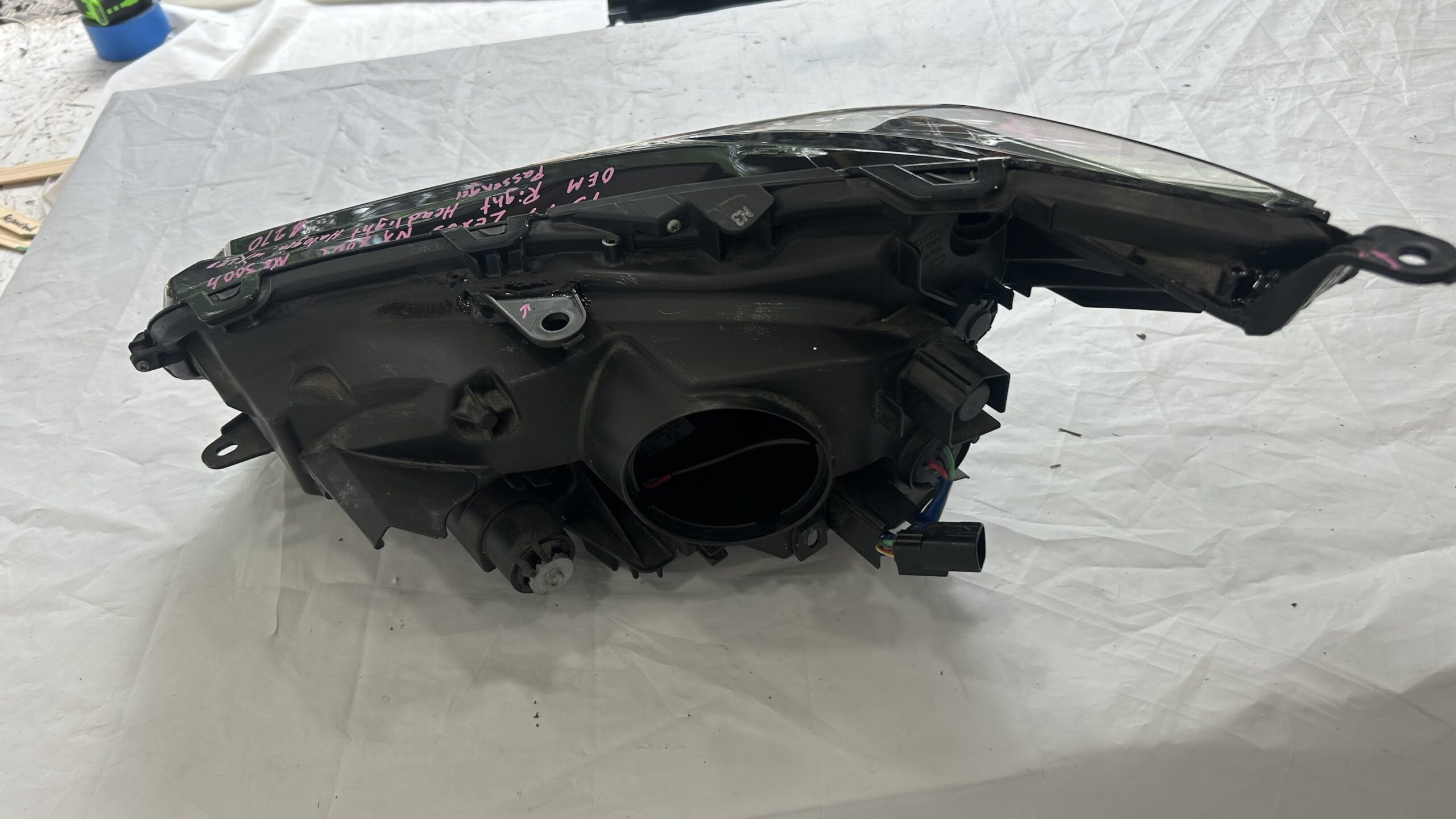 2015-2017 Lexus NX200t - NX300h Headlight