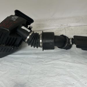 2020-2015 Chevrolet Silverado and GMC Sierra 2500-3500 Diesel Intake air filter box - Image 1