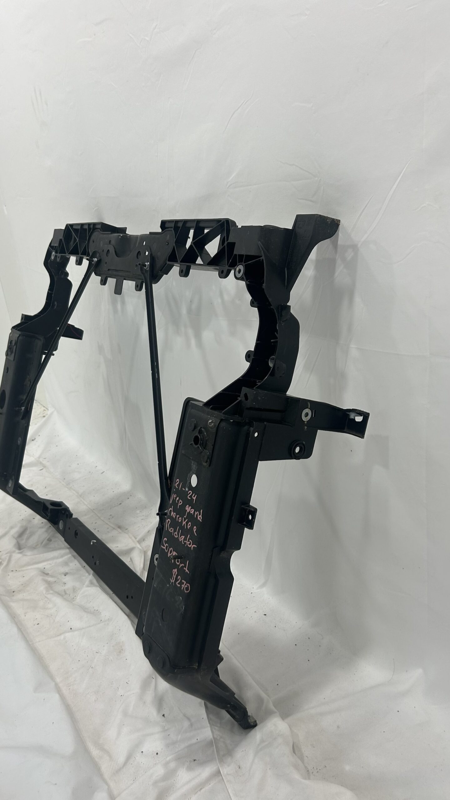 2022-2025 Jeep Grand Cherokee Radiator Support