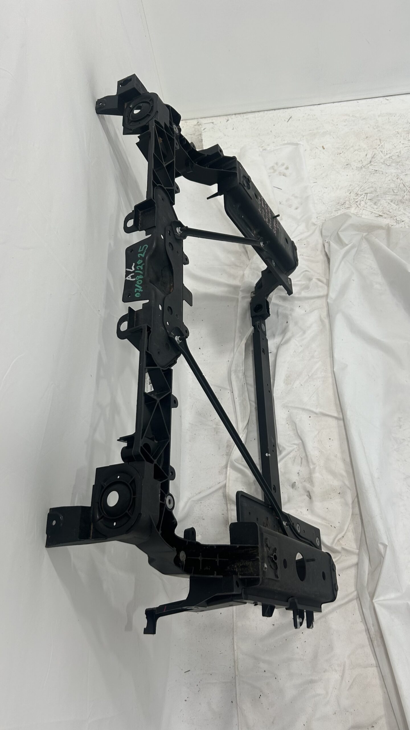 2022-2025 Jeep Grand Cherokee Radiator Support