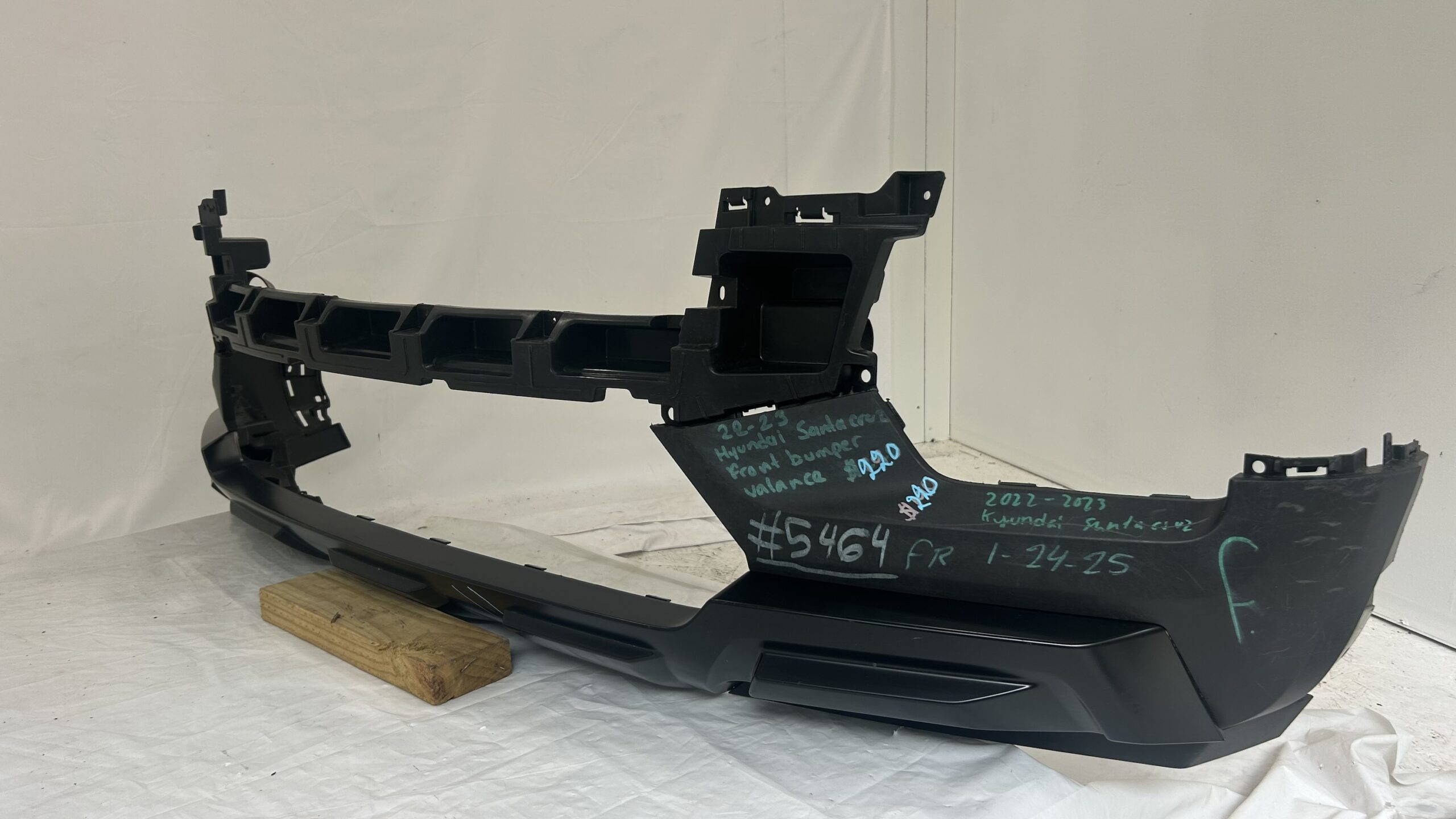 2022-2024 Hyundai Santa Cruz Front Bumper Lower Valance W/ center cover