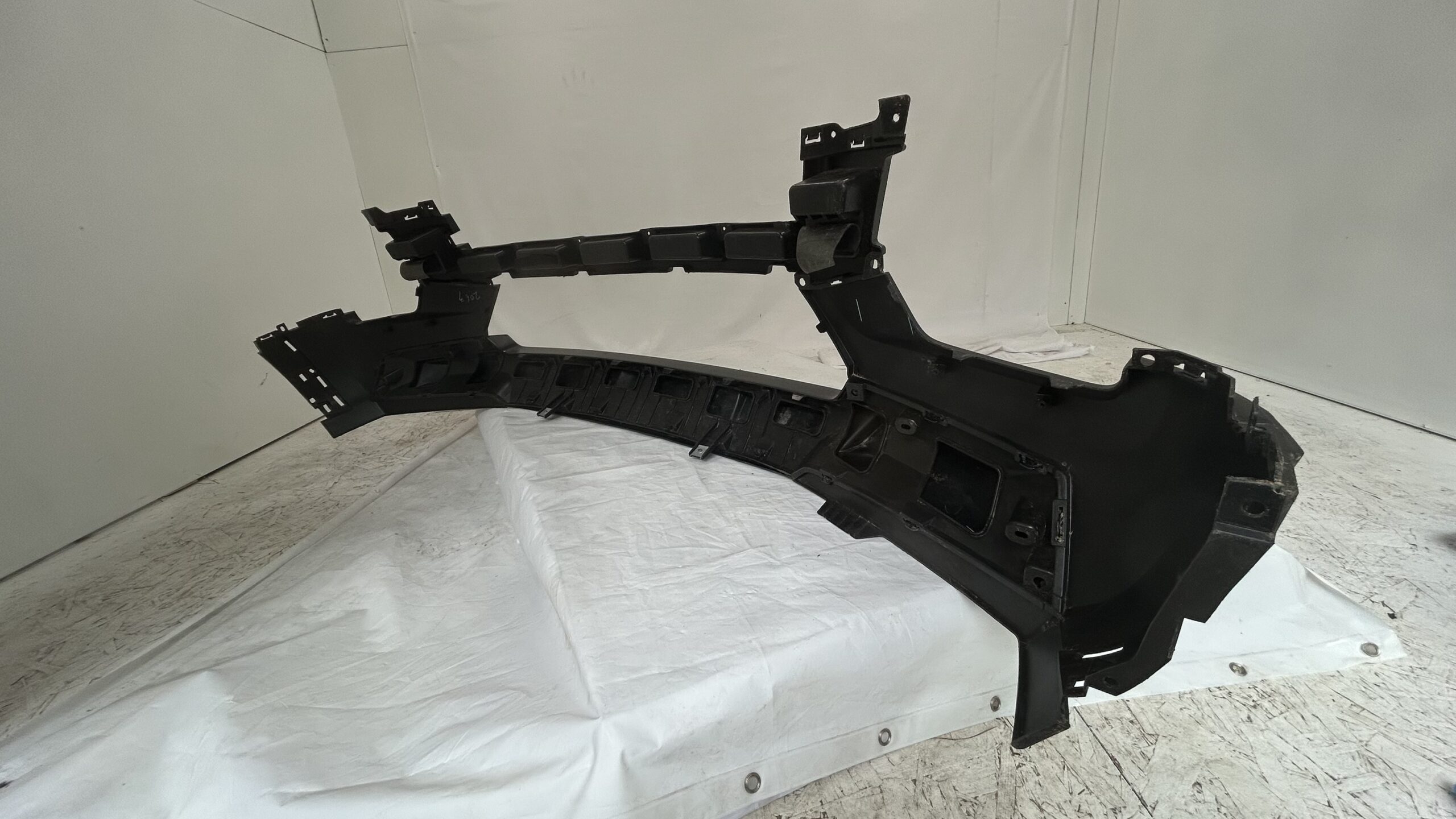 2022-2024 Hyundai Santa Cruz Front Bumper Lower Valance W/ center cover