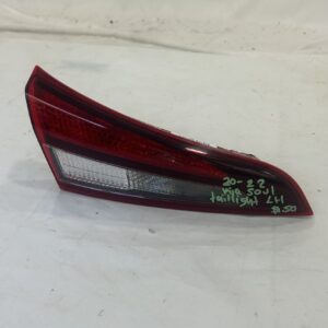 2020-2022 KIA Soul LX Driver Inner Taillight - Image 8