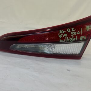 2020-2022 Kia Soul LX Passenger Inner Taillight - Image 8