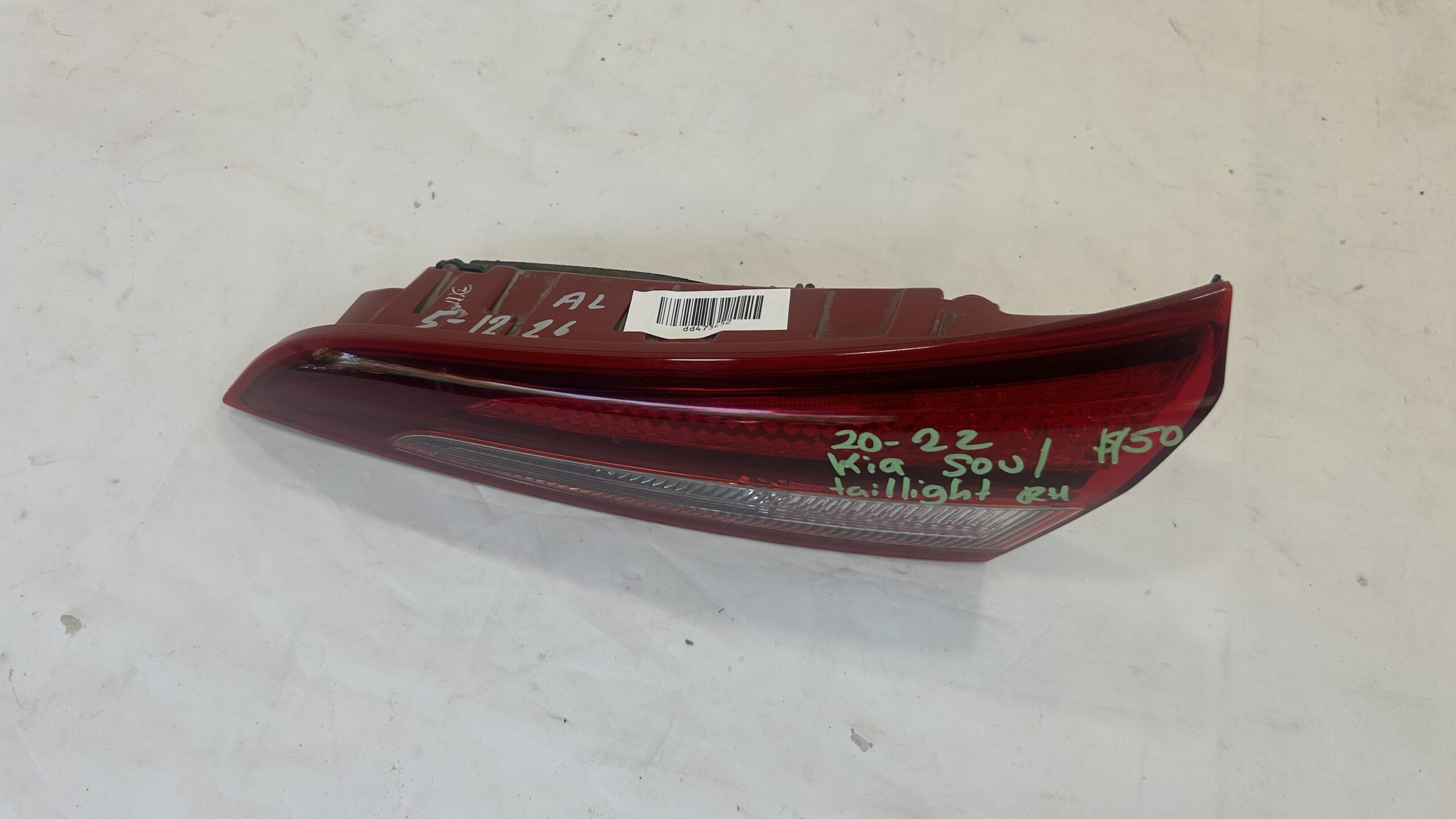 2020-2022 Kia Soul LX Passenger Inner Taillight
