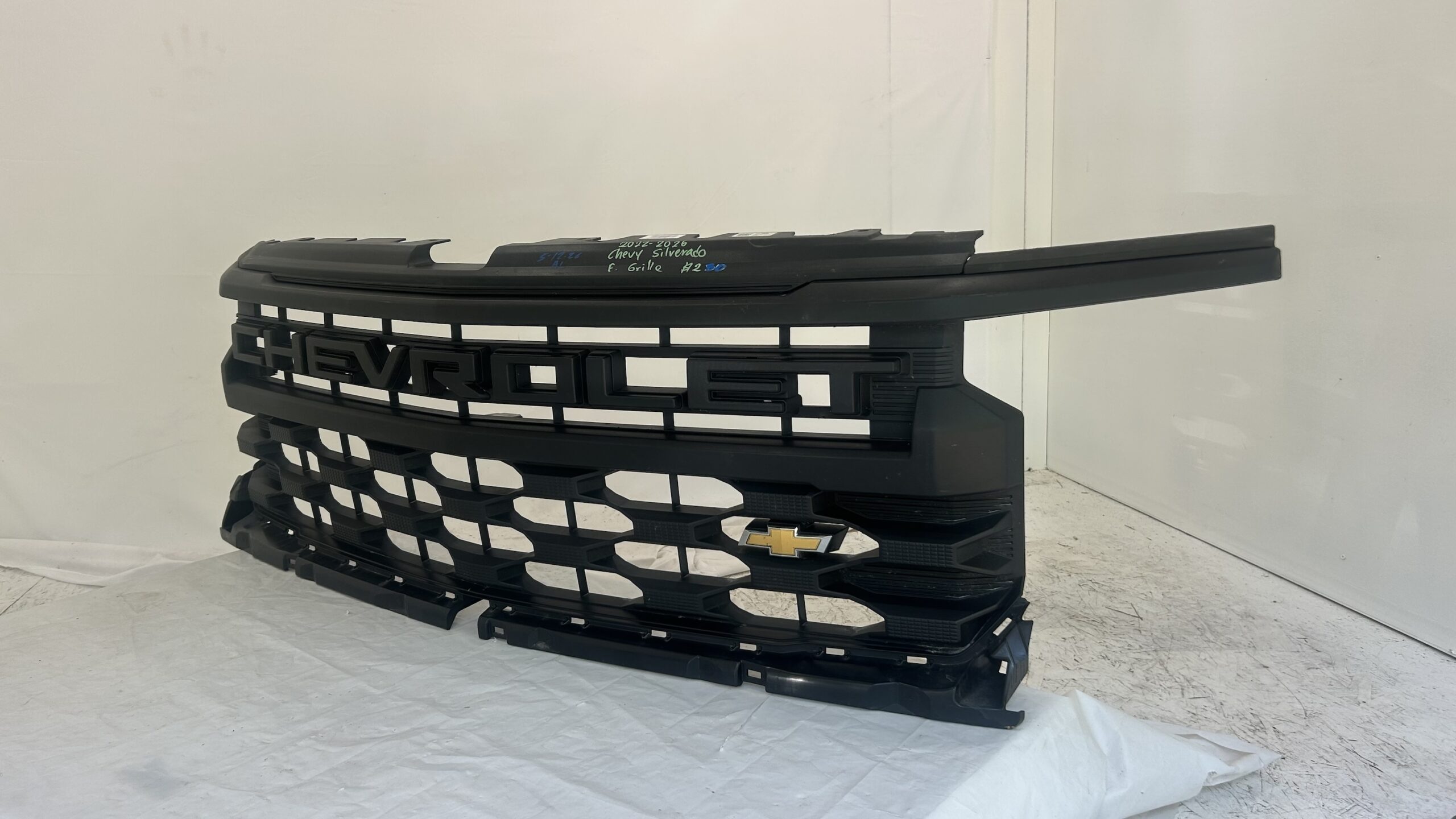 2022-2026 Chevrolet Silverado 1500 Grille