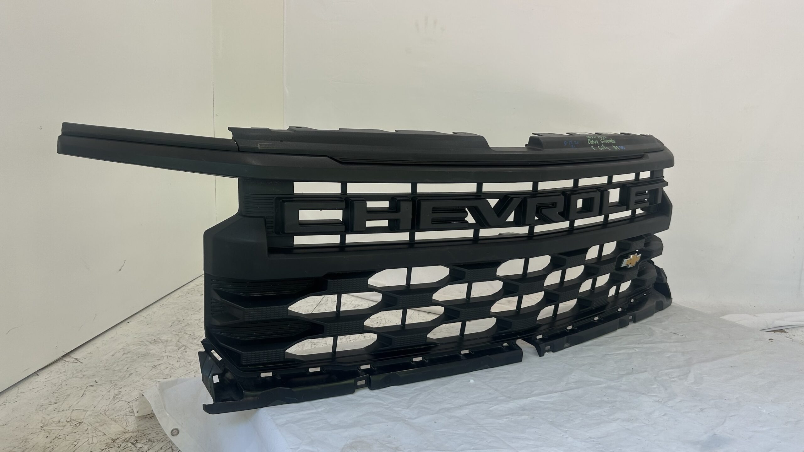 2022-2026 Chevrolet Silverado 1500 Grille