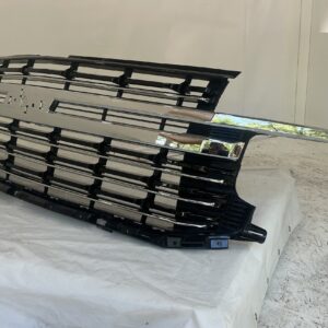 2021-2025 Chevrolet  Tahoe and Suburban Grille - Image 10
