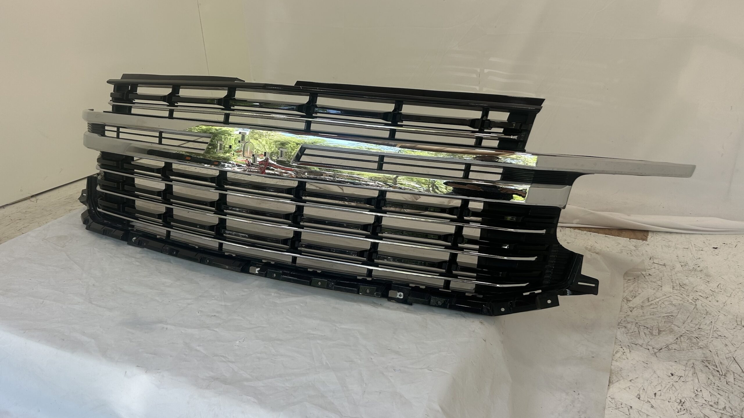 2021-2025 Chevrolet  Tahoe and Suburban Grille