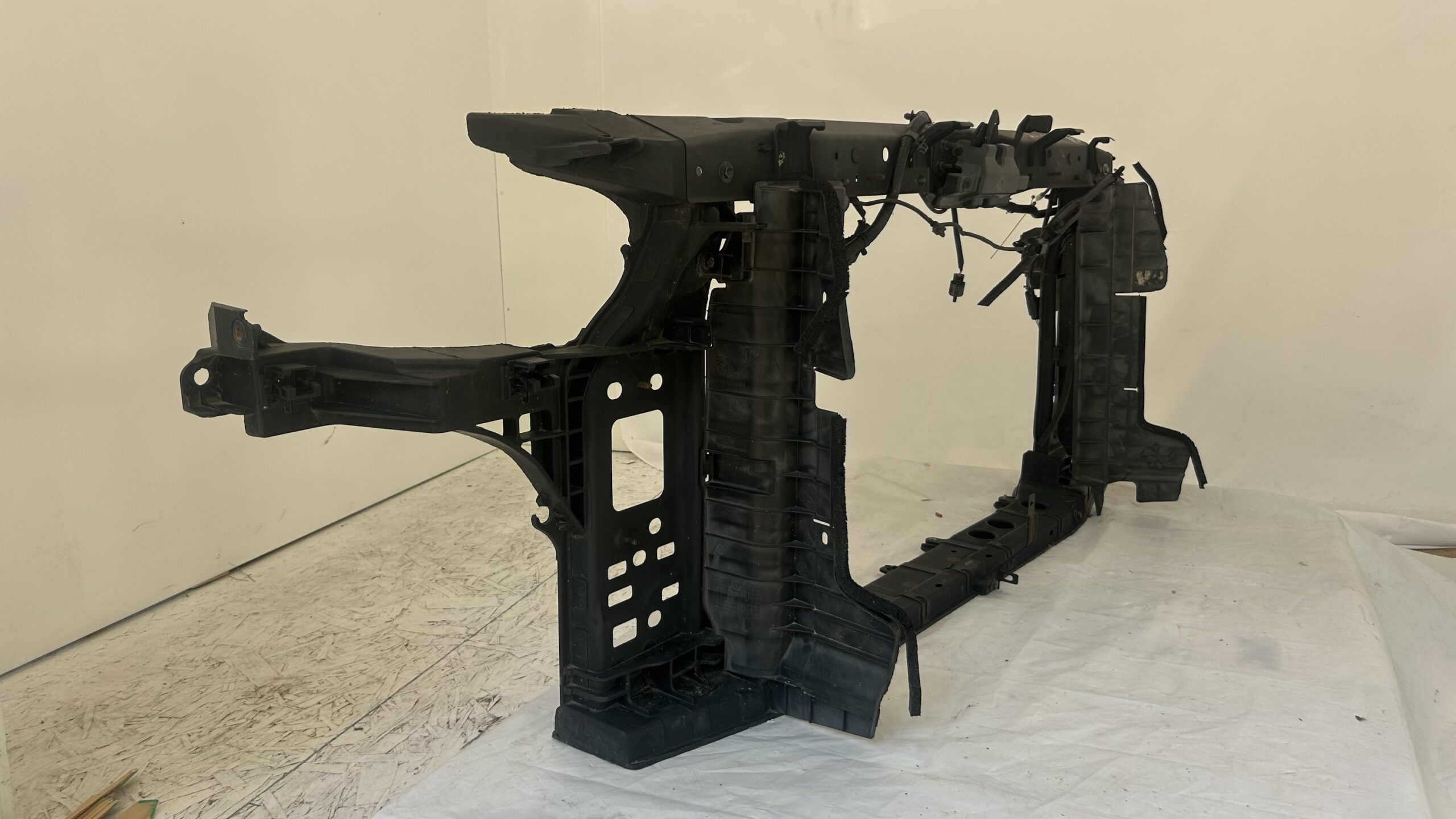 2015-2017 Hyundai Sonata Radiator Support
