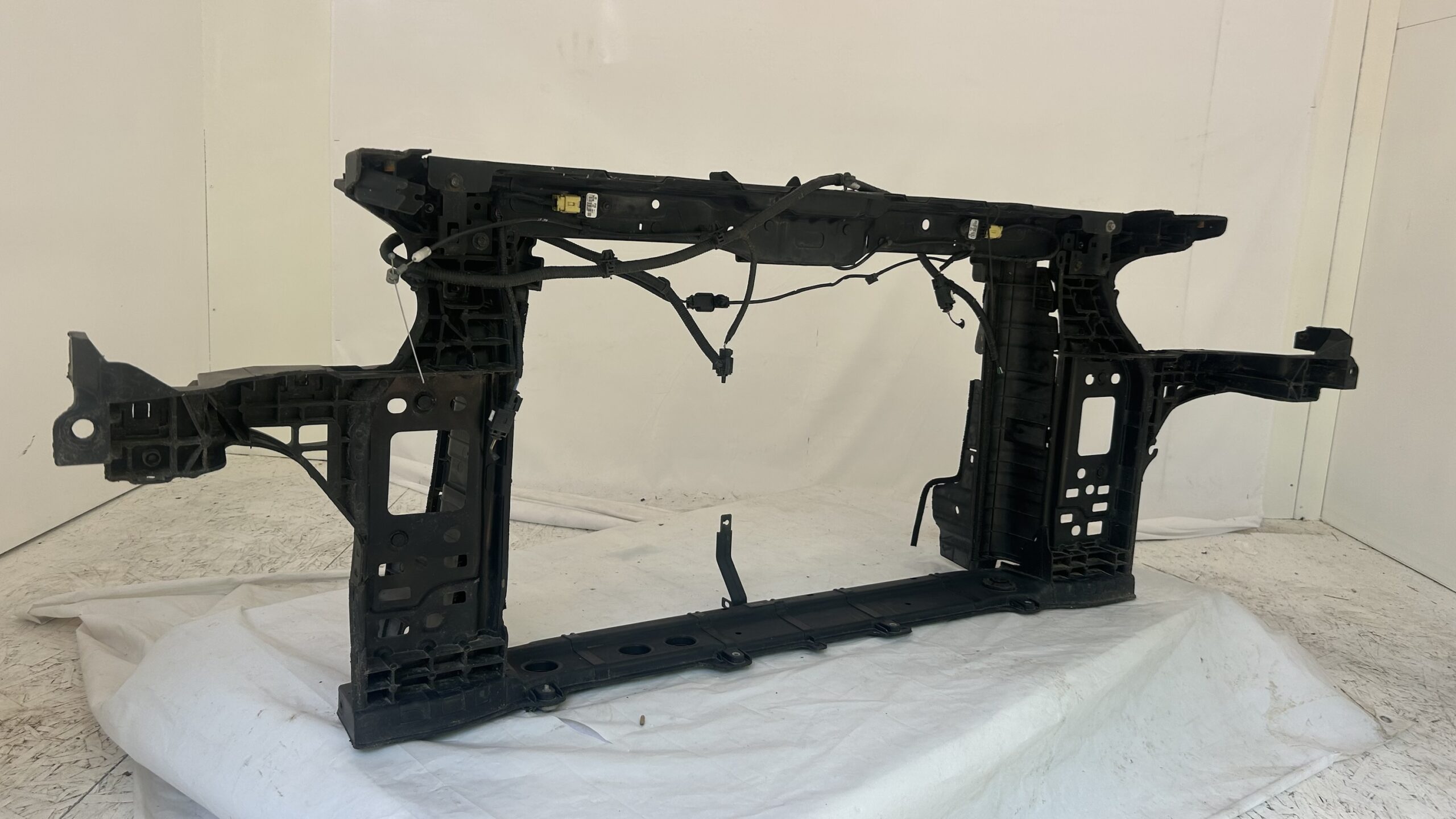 2015-2017 Hyundai Sonata Radiator Support