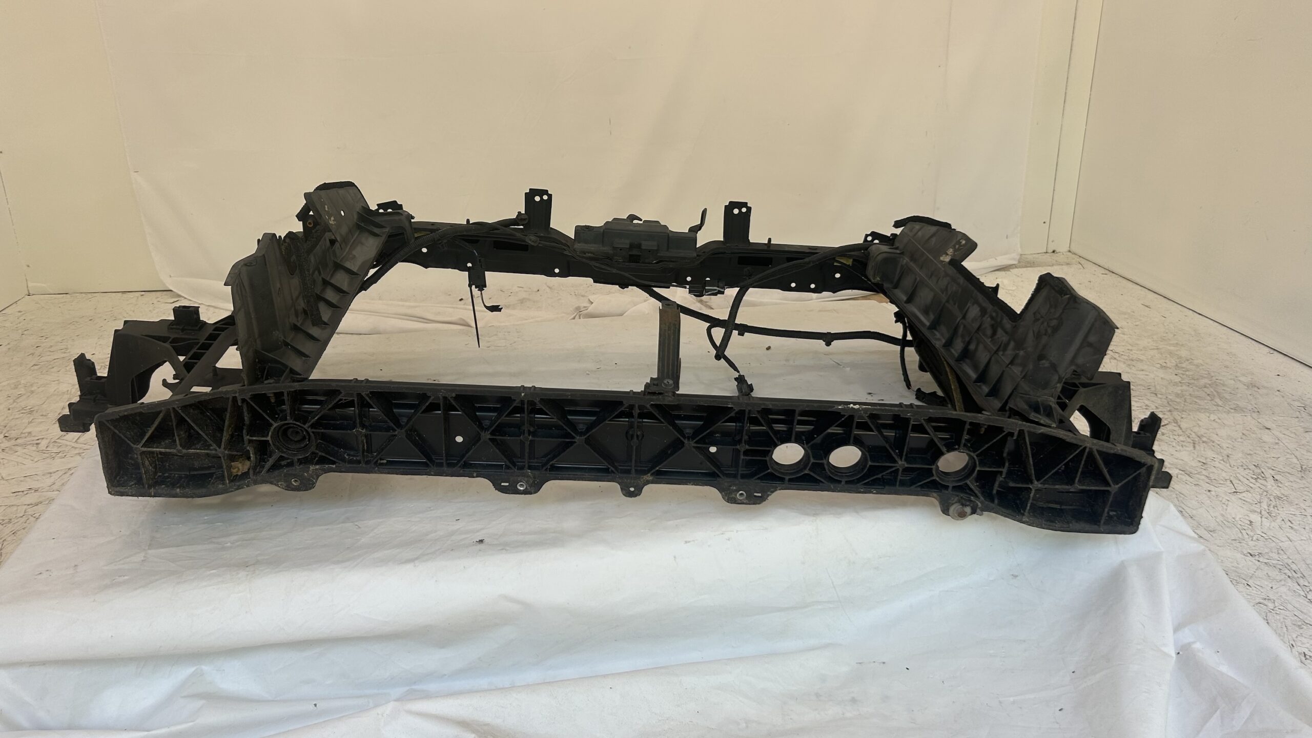 2015-2017 Hyundai Sonata Radiator Support