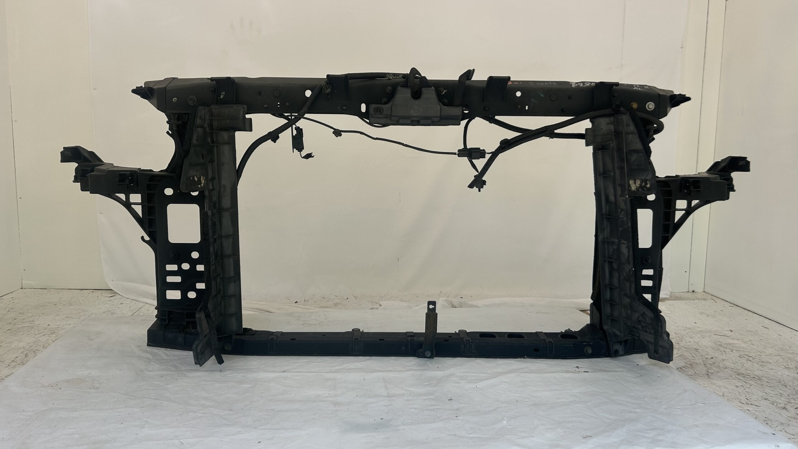 2015-2017 Hyundai Sonata Radiator Support