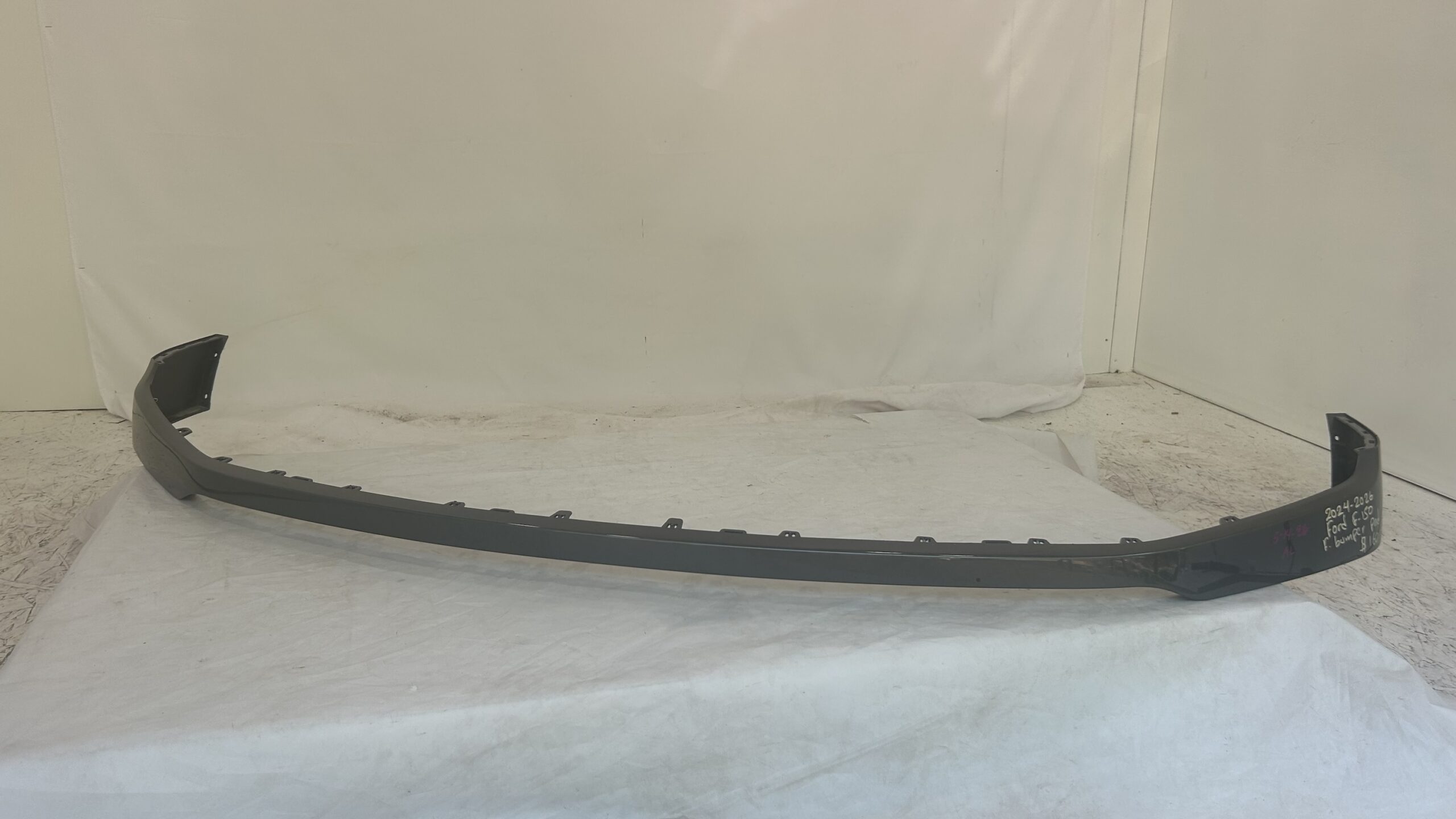2024-2026  Ford  F-150 Front Bumper Upper Pad