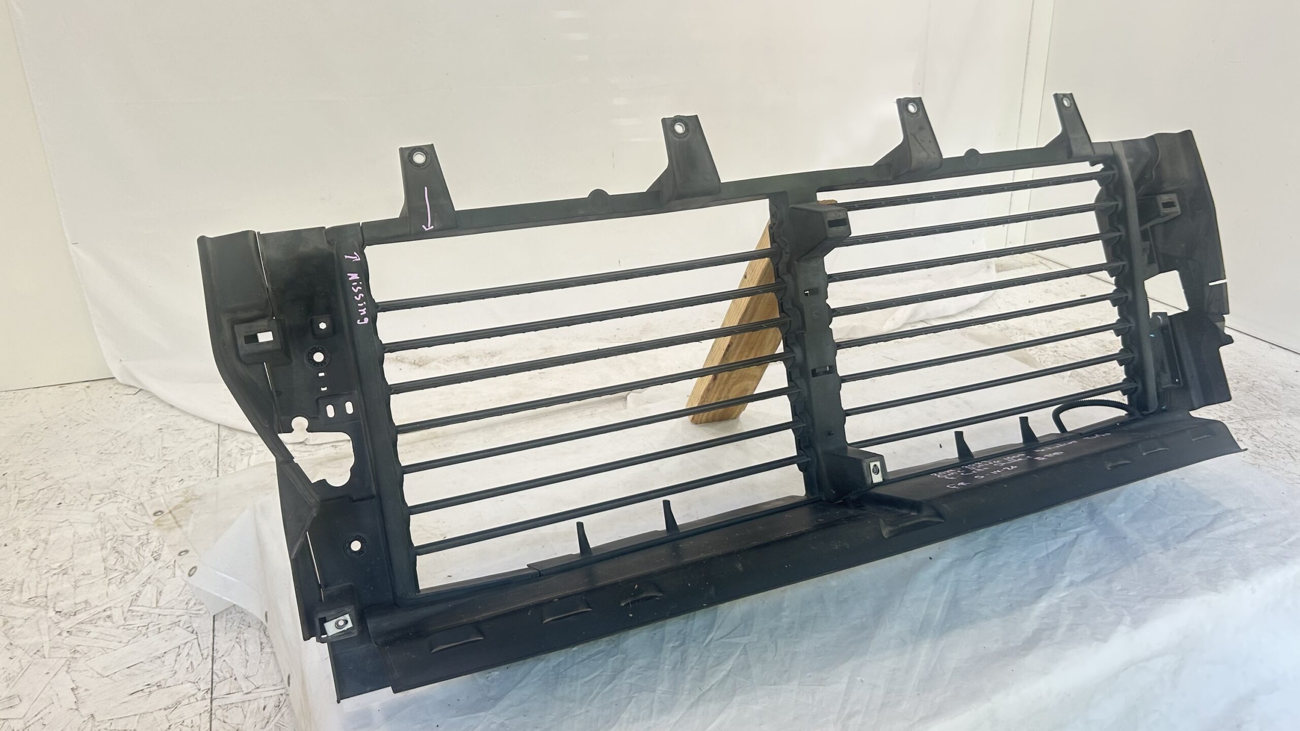 2019-2022 GMC Sierra 1500  4cylinders Turbo air Shutter