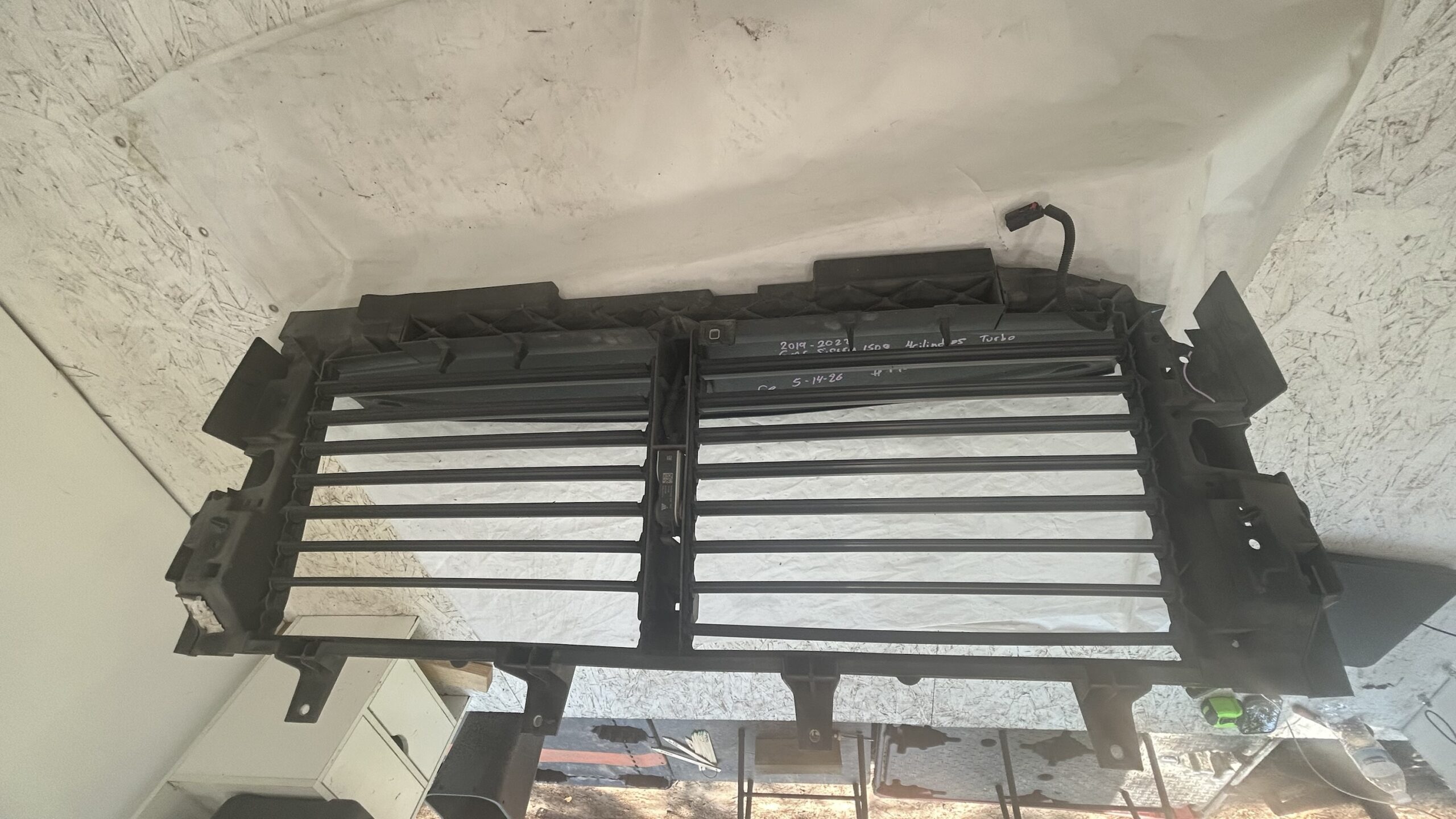 2019-2022 GMC Sierra 1500  4cylinders Turbo air Shutter