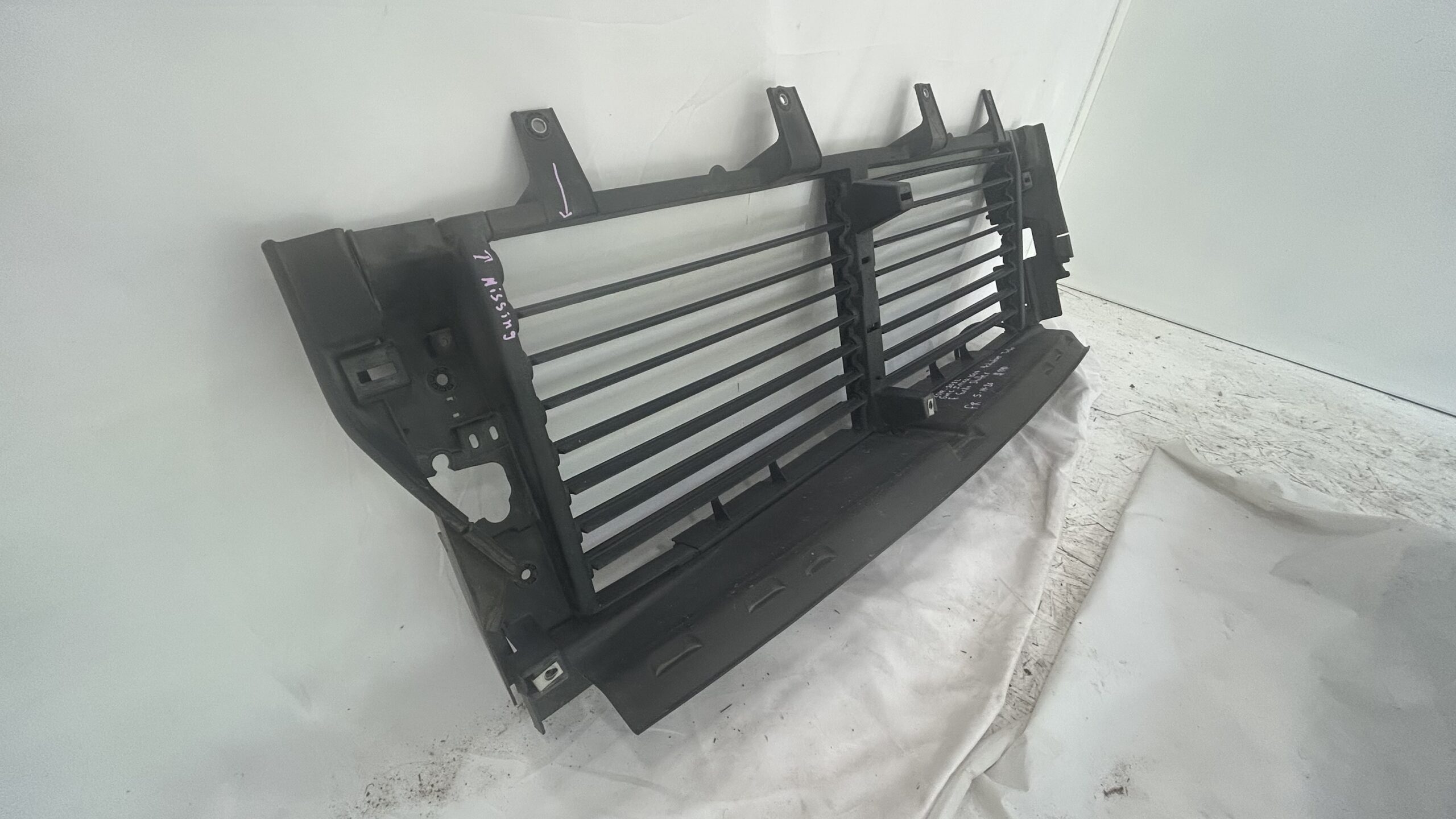 2019-2022 GMC Sierra 1500  4cylinders Turbo air Shutter