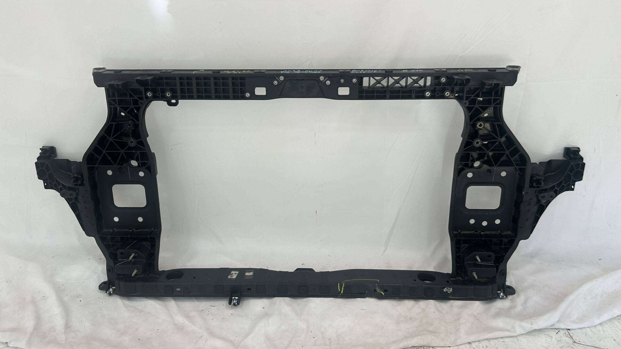 2023-2025 KIA Sportage Radiator Support